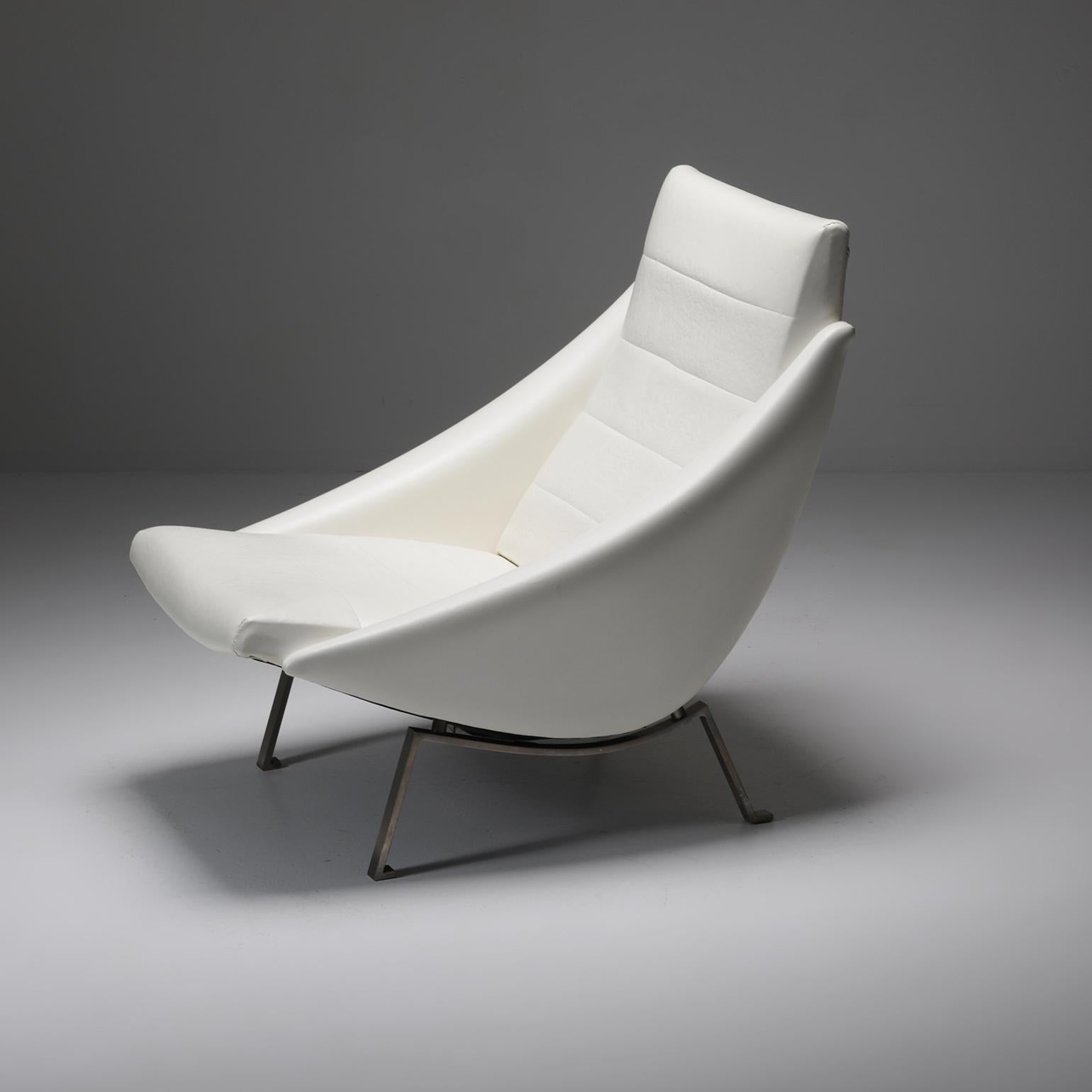 Rare Mid-Century Modernist lounge chair in white original vinyl.