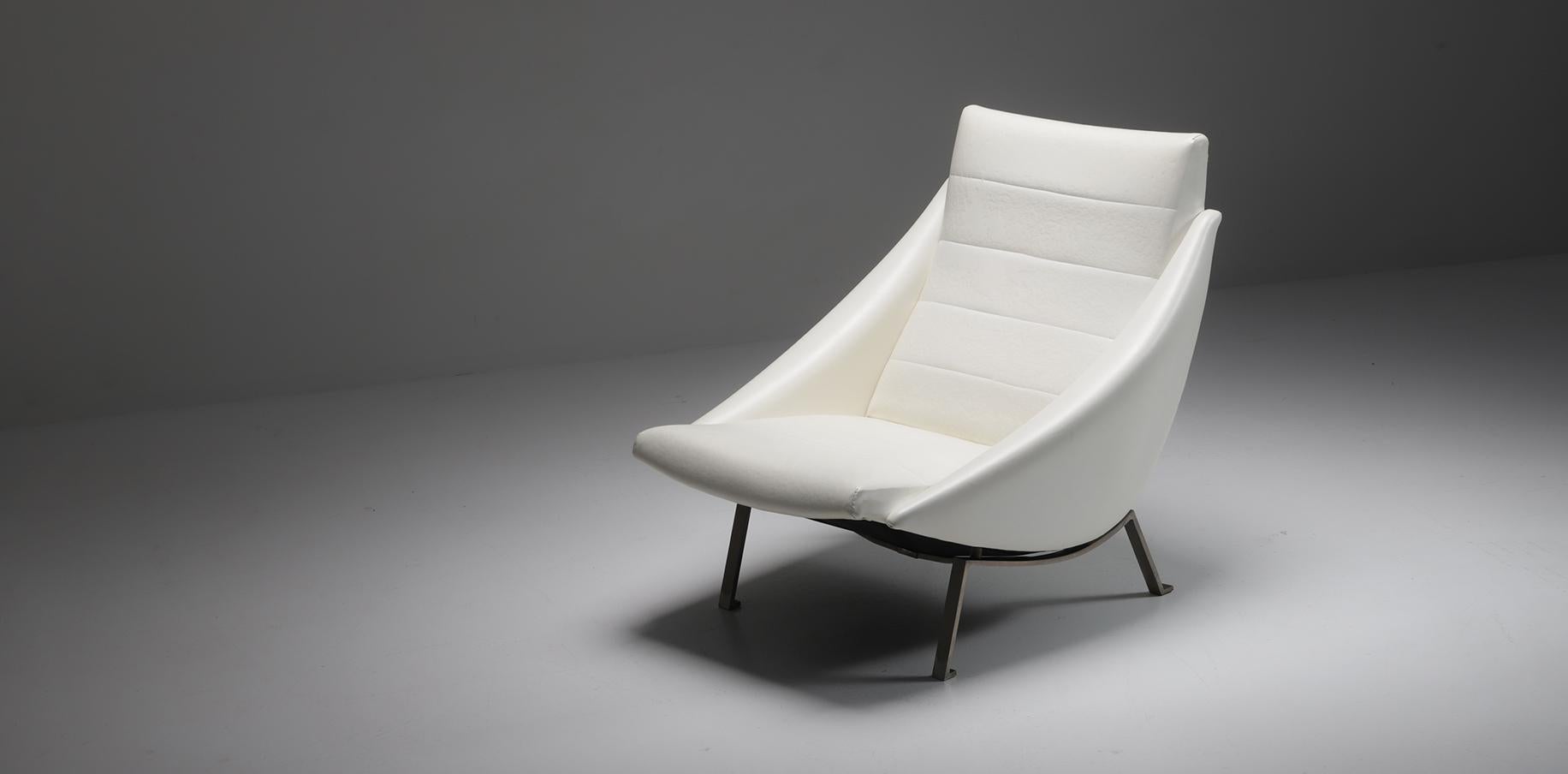 Rare Mid-Century Modernist Lounge Chair in White Original Viny 1950 For Sale 3