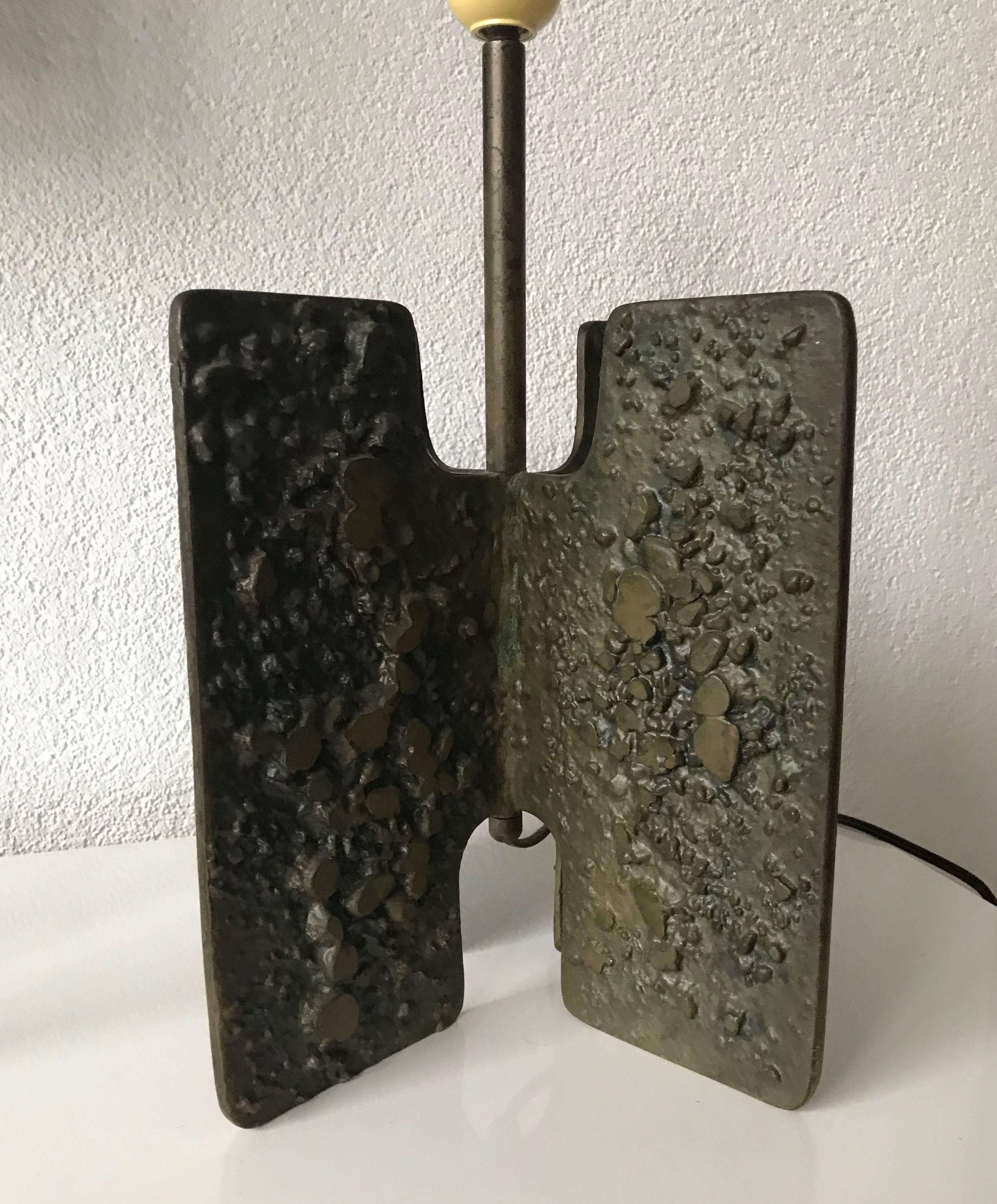 Rare Mid-Century Modernist, Abstract Sculptural Cast Bronze Desk /Table Lamp  2