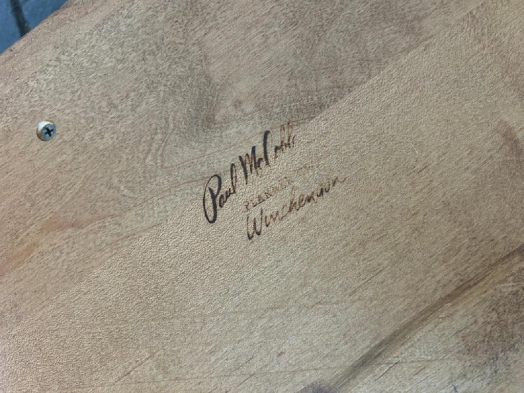 Americano Rara cassettiera di metà secolo di Paul McCobb #1502, 10 cassetti in acero e ottone biondo in vendita