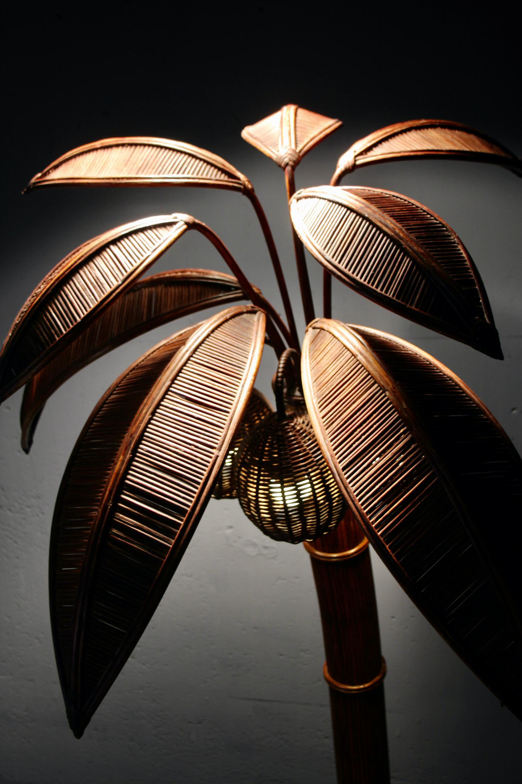 RARE Mid-century Sculptural Rattan Palm Tree floor Lamp, Mario Torres Lopez For Sale 6