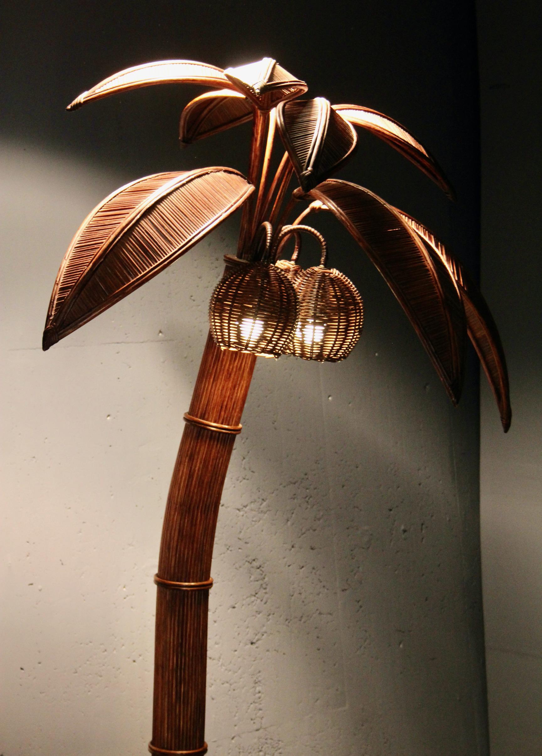 RARE Mid-century Sculptural Rattan Palm Tree floor Lamp, Mario Torres Lopez For Sale 7