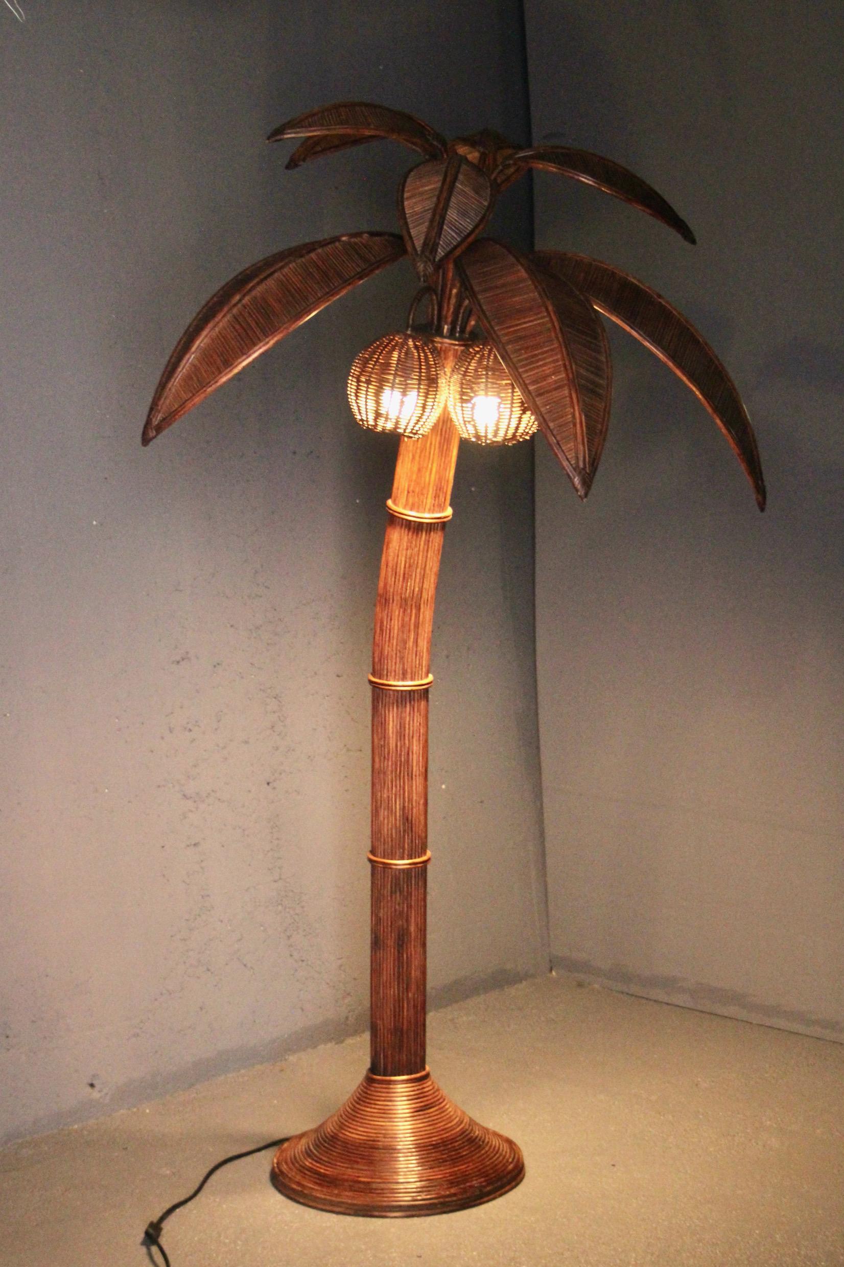 RARE Mid-century Sculptural Rattan Palm Tree floor Lamp, Mario Torres Lopez For Sale 1