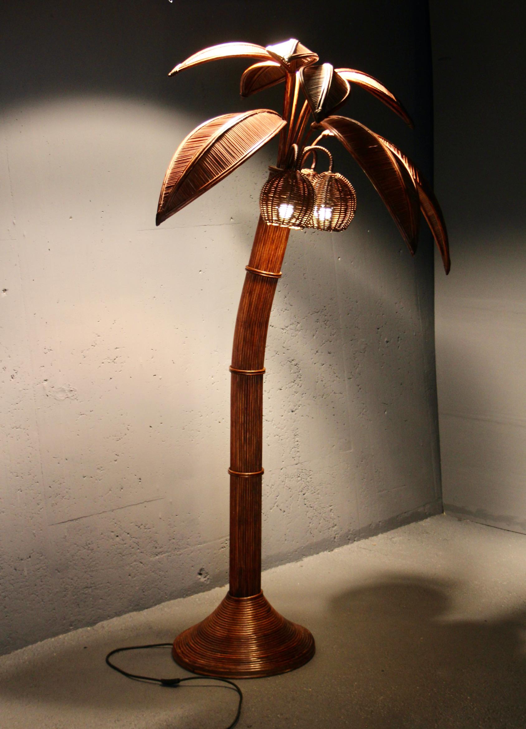 RARE Mid-century Sculptural Rattan Palm Tree floor Lamp, Mario Torres Lopez For Sale 2