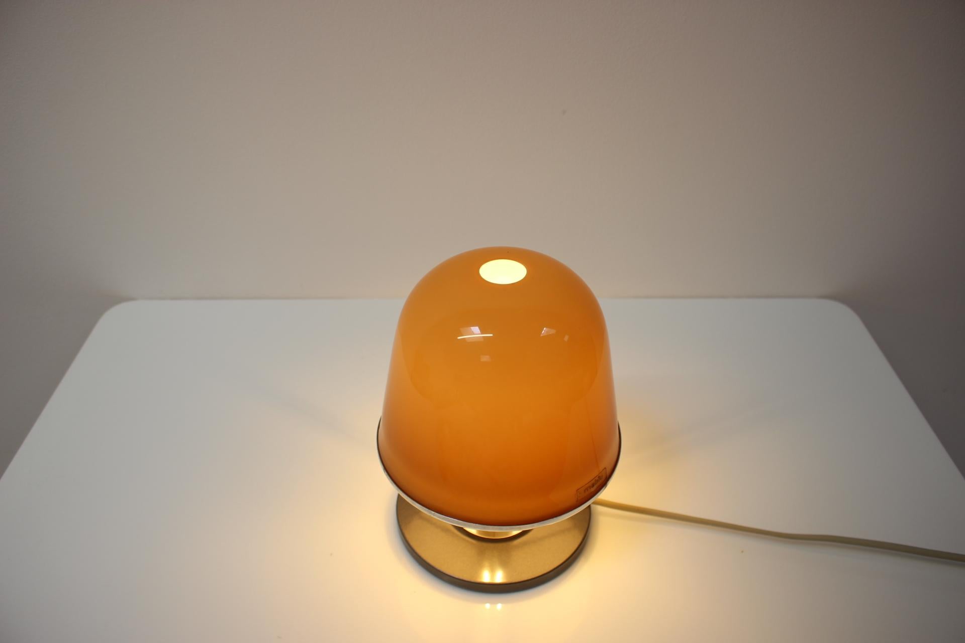 Italy, 1970s.
Maker: Meblo.
Perfect original condition.
Fully functional, repolished, shows some signs of aging and use.
