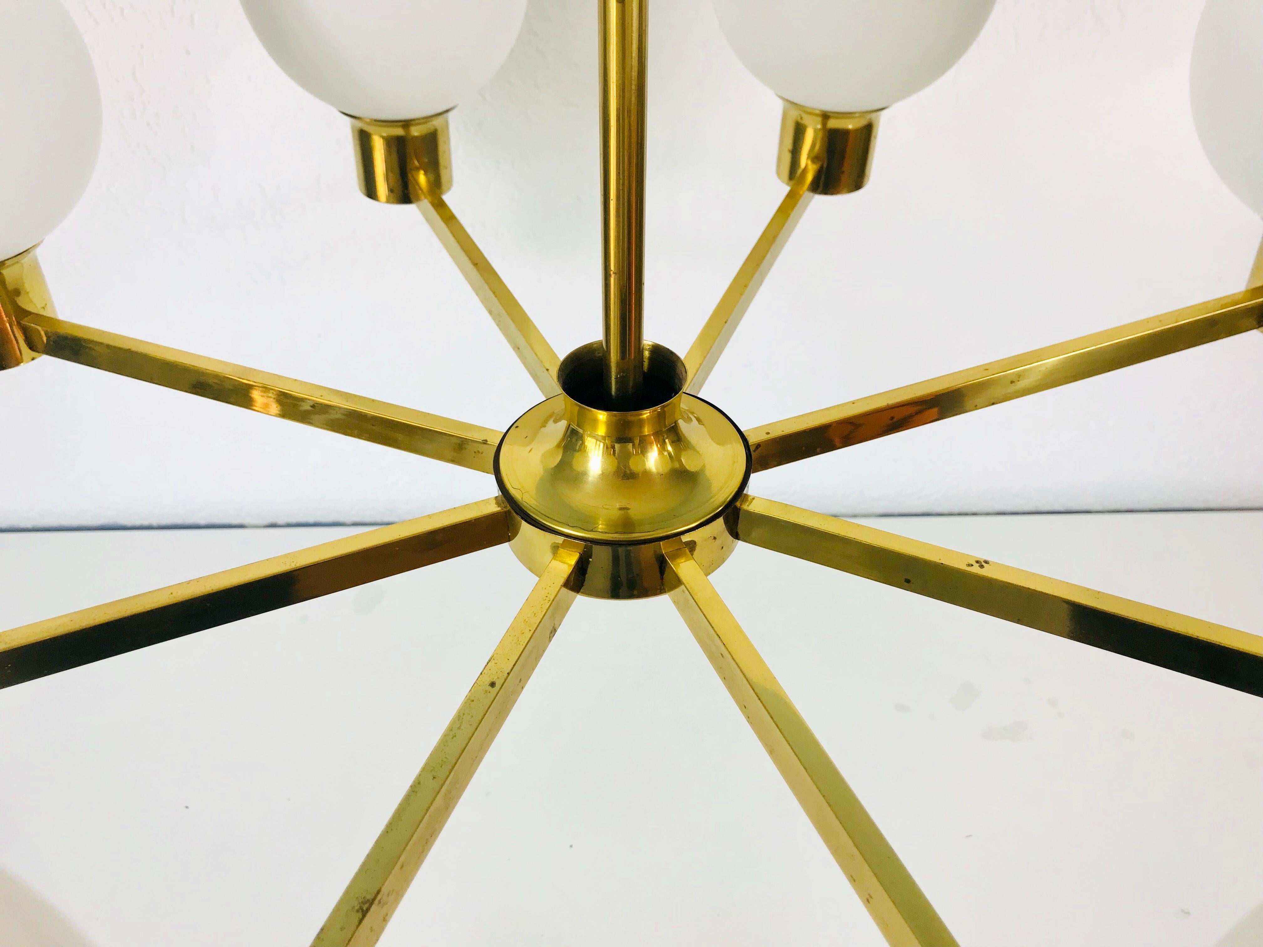 Rare Midcentury 8-Arm Brass and Opaline Glass Chandelier, 1960s For Sale 2