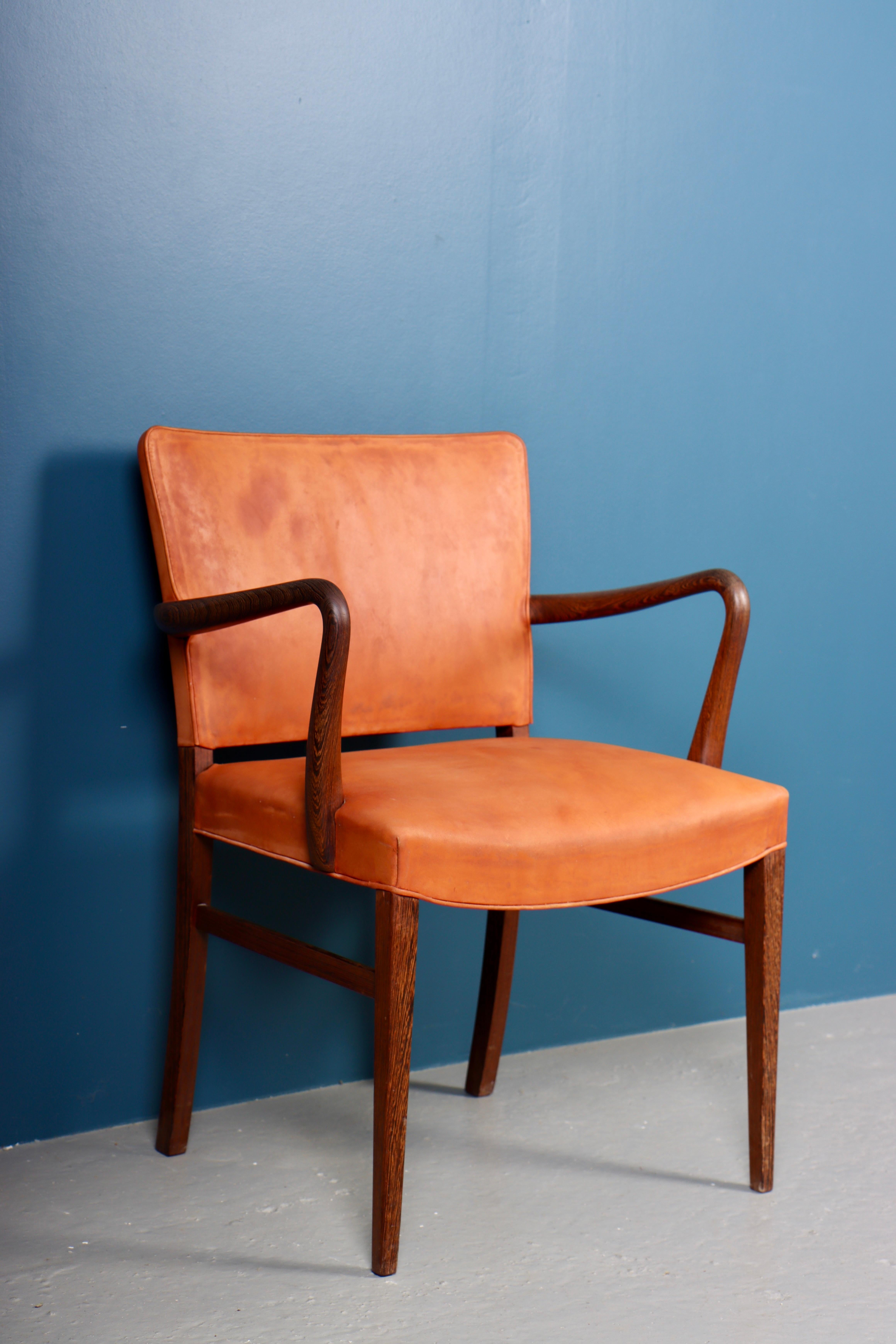 Scandinavian Modern Rare Midcentury Armchair in Patinated Leather and Wenge, Danish Design, 1950s For Sale