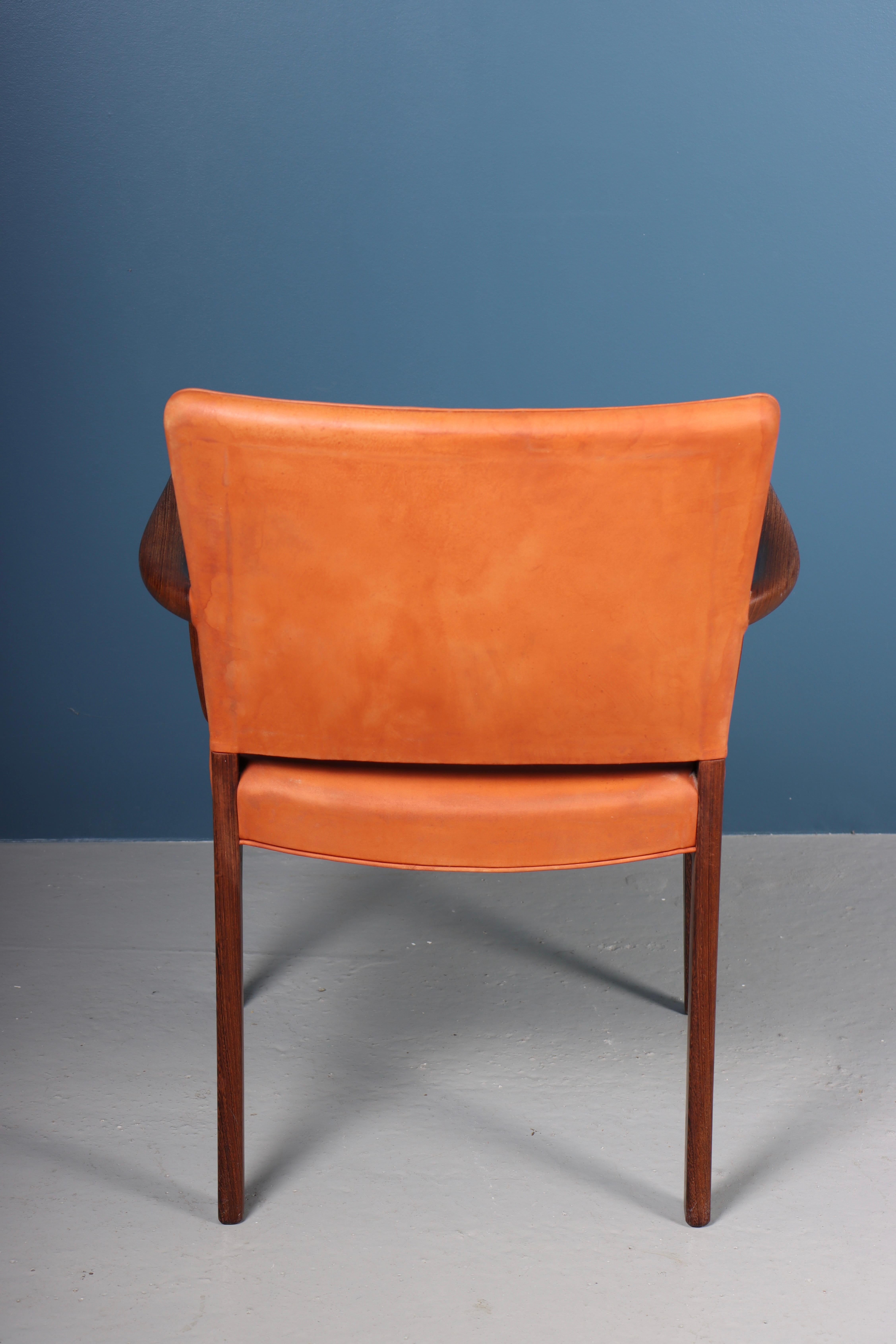 Rare Midcentury Armchair in Patinated Leather and Wenge, Danish Design, 1950s In Good Condition For Sale In Lejre, DK