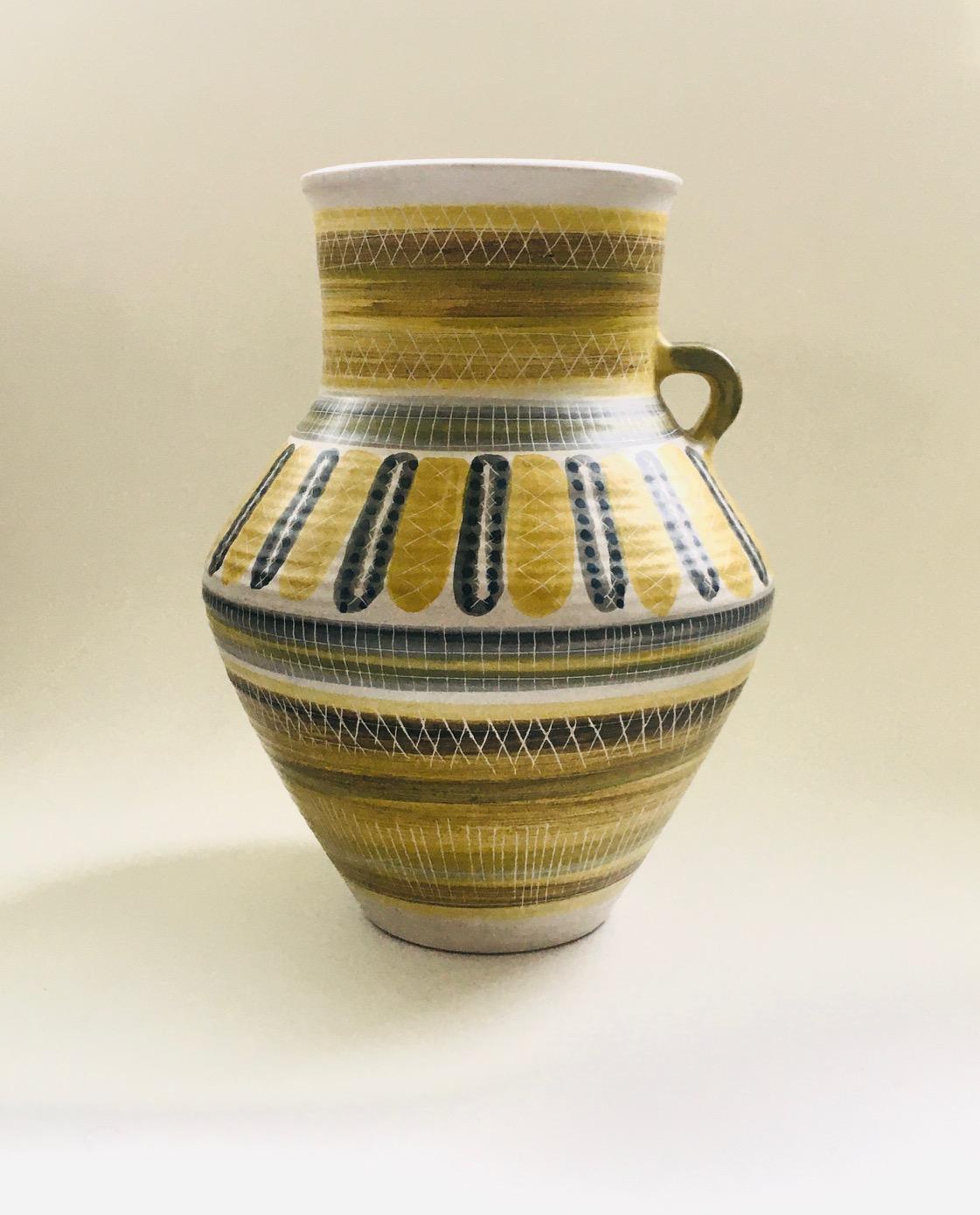 Seltene Midcentury Art Pottery Studio Vase von Marcel Guillot, Frankreich 1950er Jahre im Angebot 3
