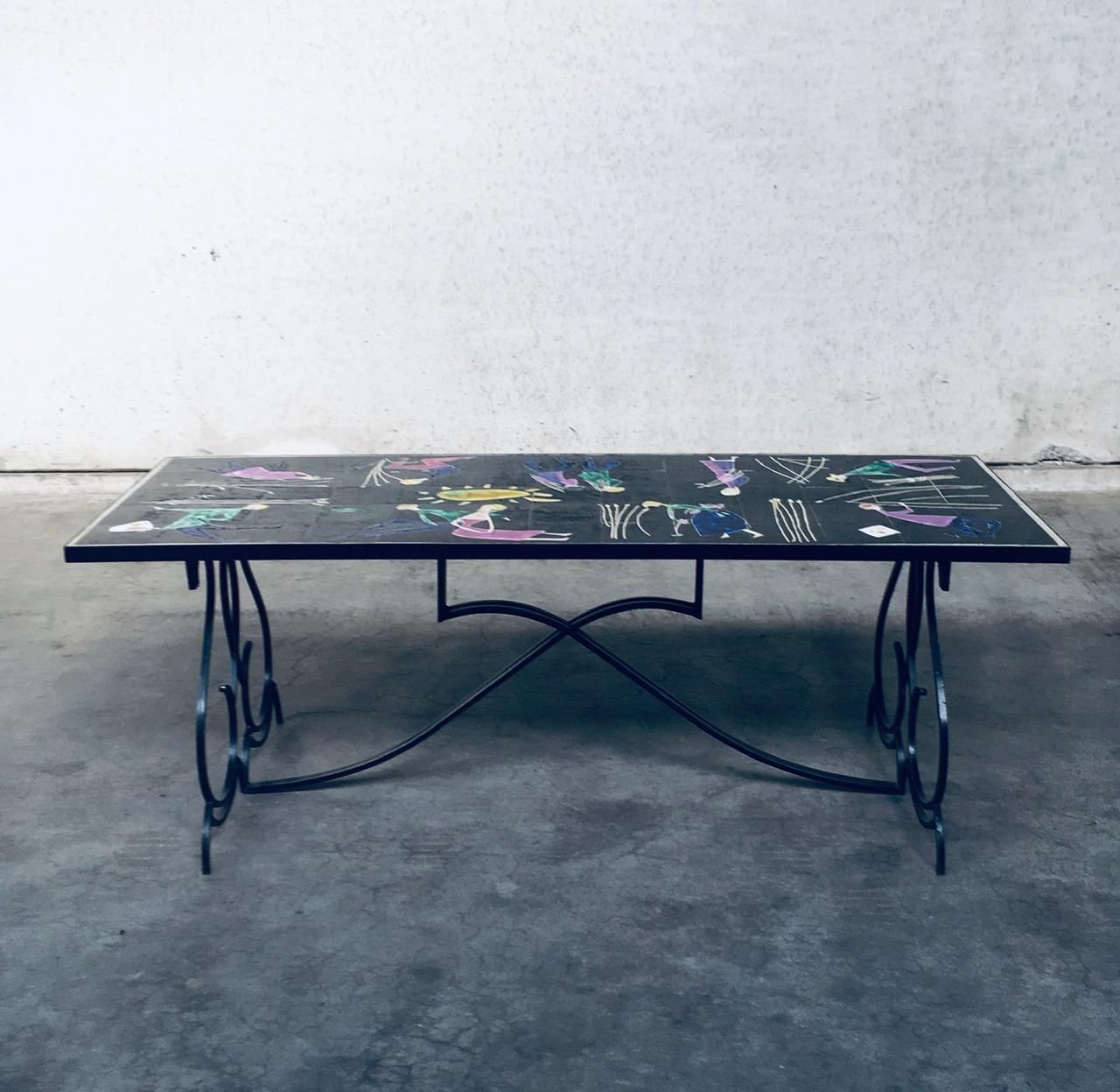 Forgé RARE Table de salle à manger en céramique d'artiste du milieu du siècle par Snyers, Belgique, années 1950 en vente