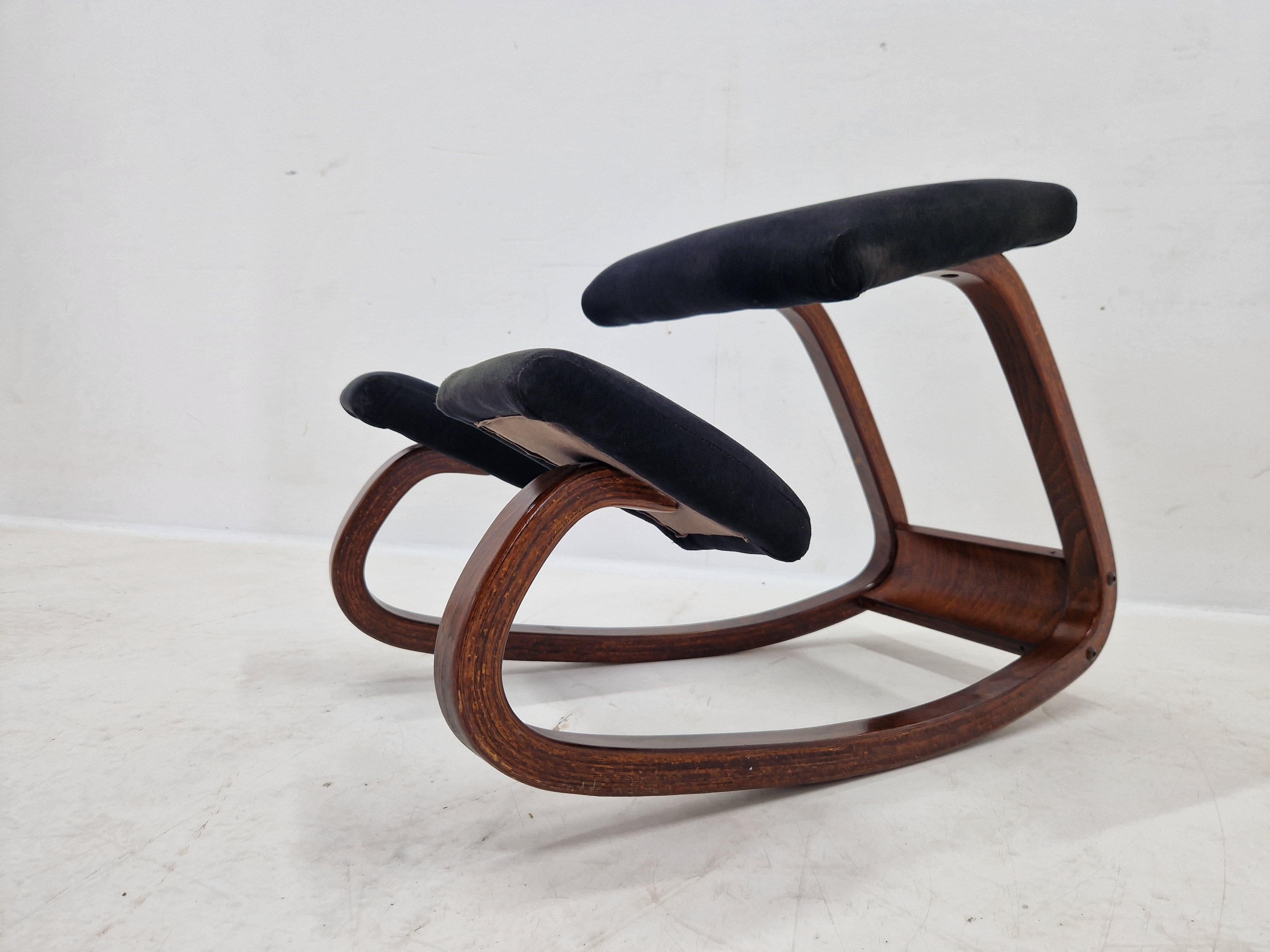 Mid-Century Modern Rare Midcentury Balance Variable Knee Chair, Peter Opsvik, Norway, 1980s For Sale