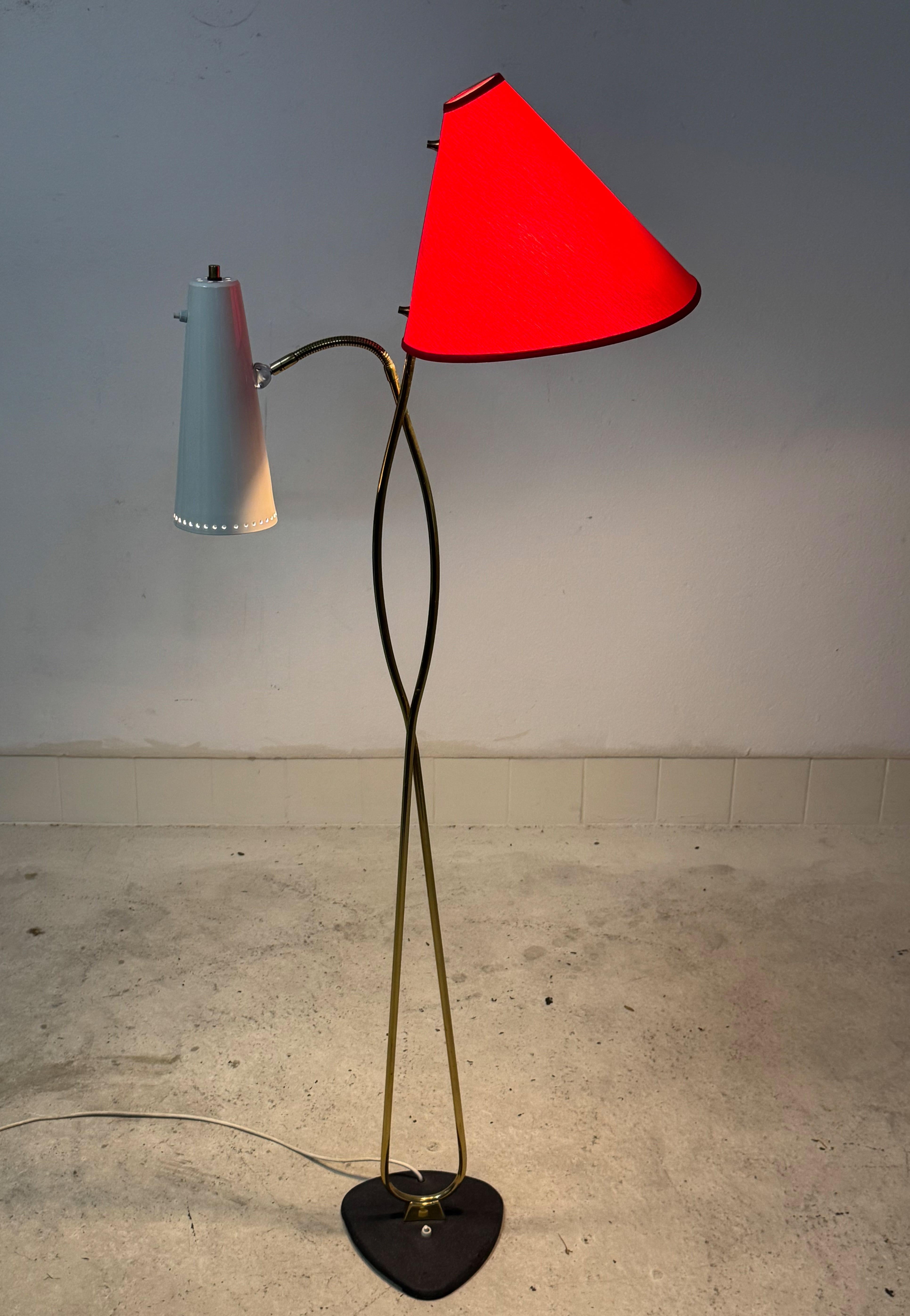 Mid-Century moderno Rare Midcentury Brass Floor Lamp by Rupert Nikoll in vendita