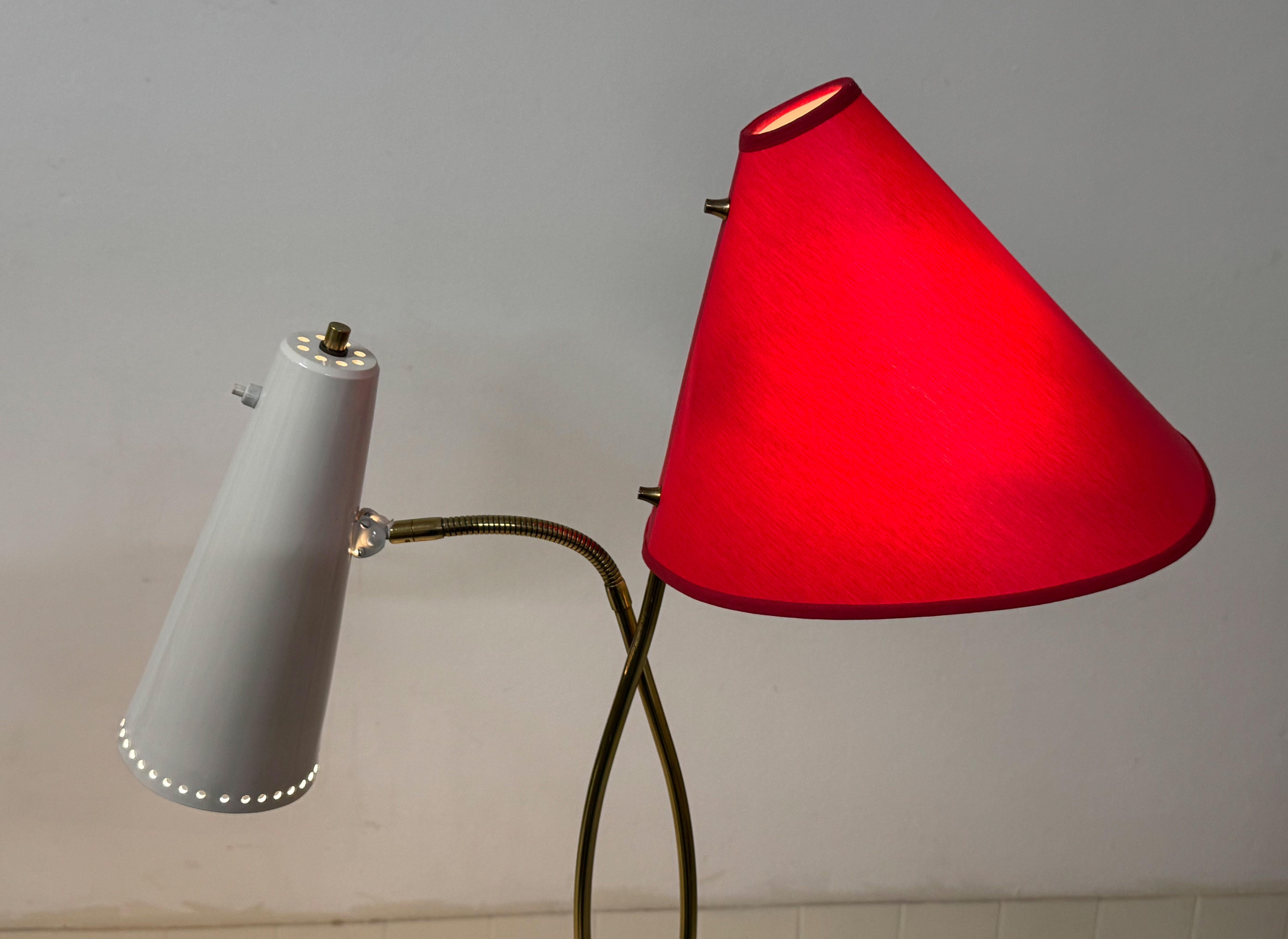 Rare Midcentury Brass Floor Lamp by Rupert Nikoll in vendita 2