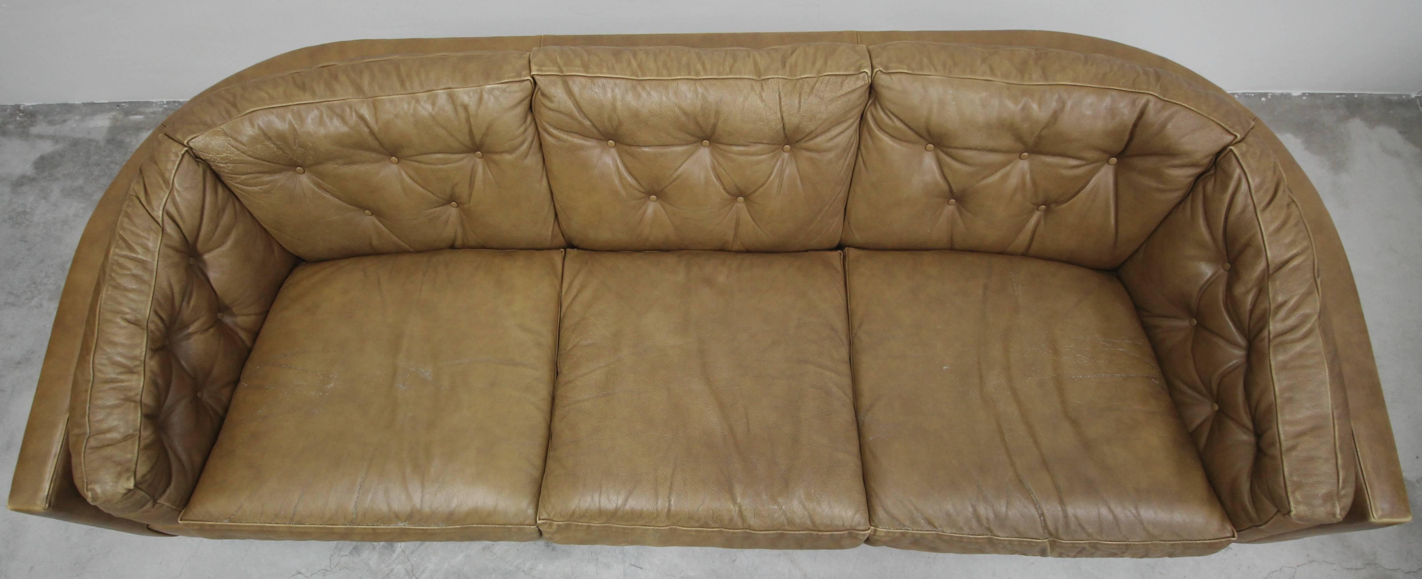 Rare Midcentury Cantilever Leather and Bronze Barrel Sofa by Milo Baughman 6