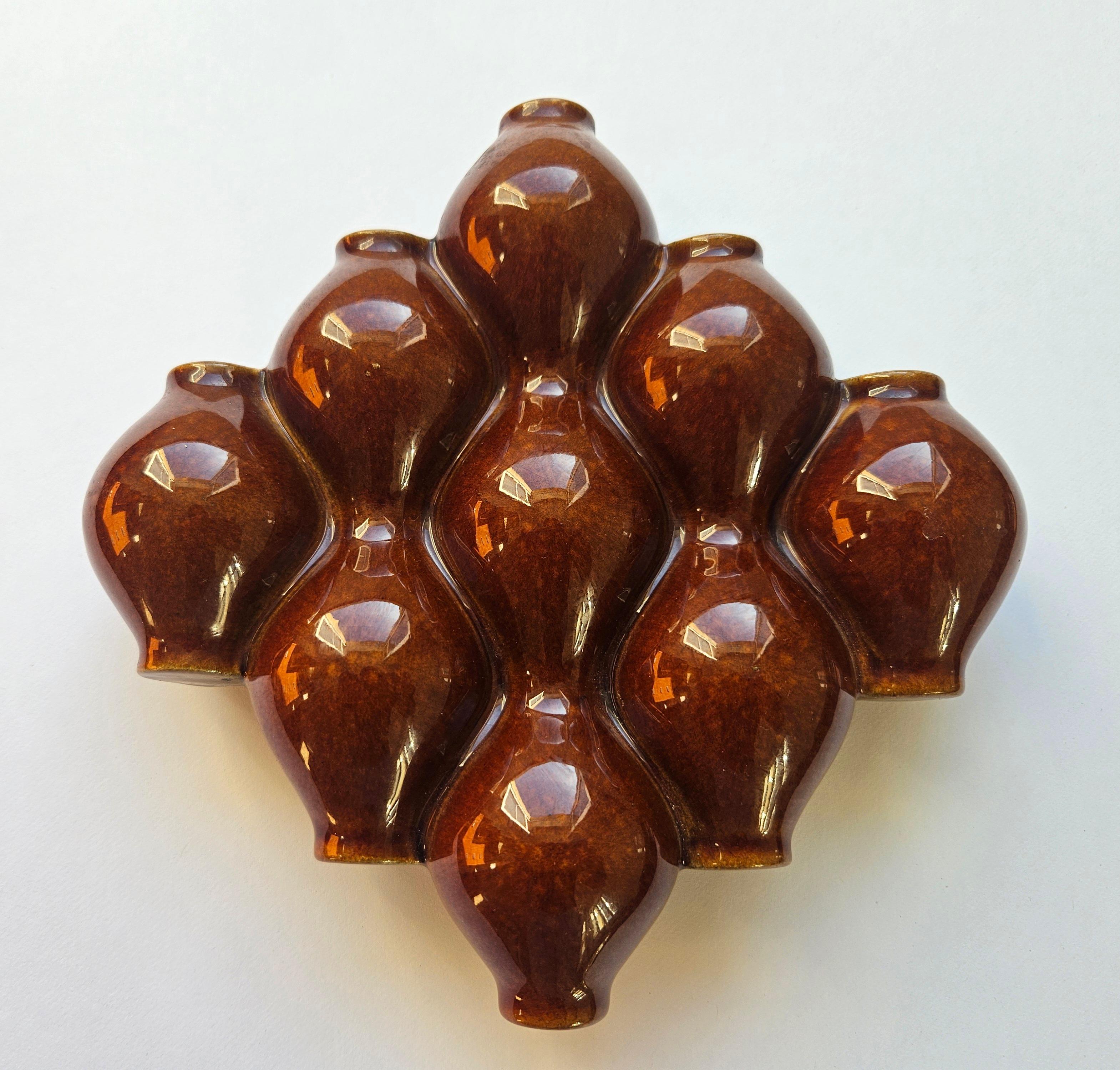 Raro jarrón de pared de cerámica de mediados de siglo, años 70 Moderno de mediados de siglo en venta