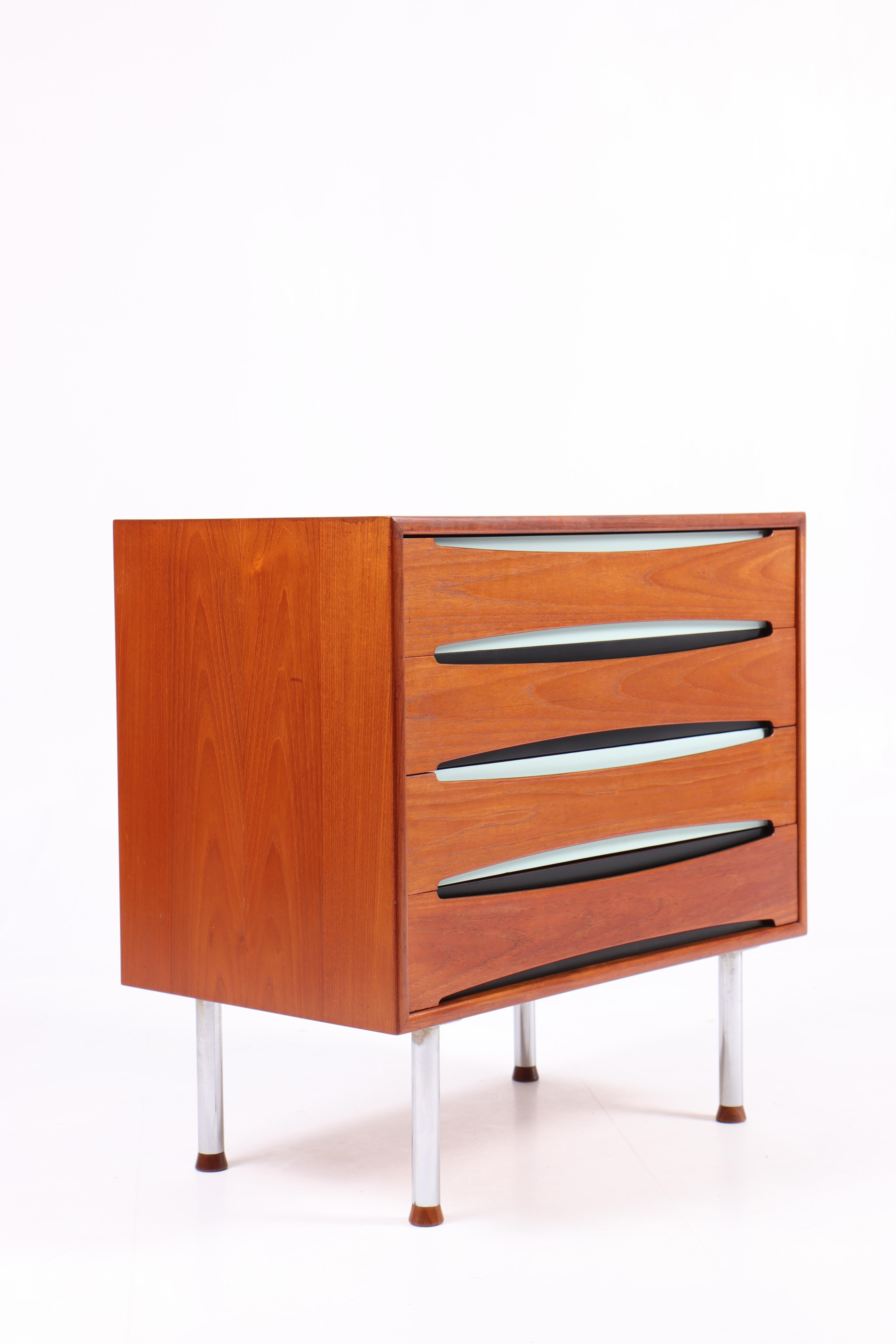 Rare Midcentury Chest of Drawers in Teak by Skovby, 1960s In Good Condition In Lejre, DK
