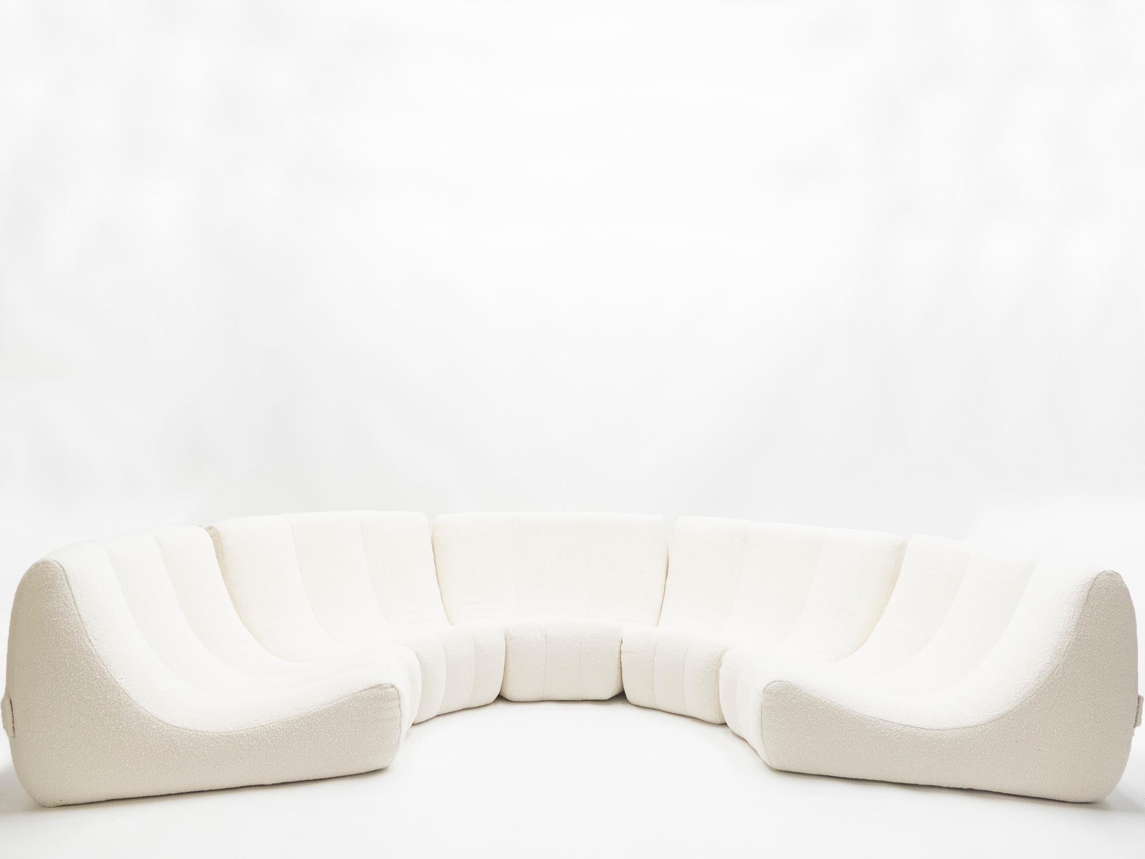 Very rare and unique extra large Gilda circle sofa by Michel Ducaroy made by Ligne Roset in 1972. The sofa consists of five elements connected with metal buckles to hold them in place, forming a little bit more than half a circle. The five elements