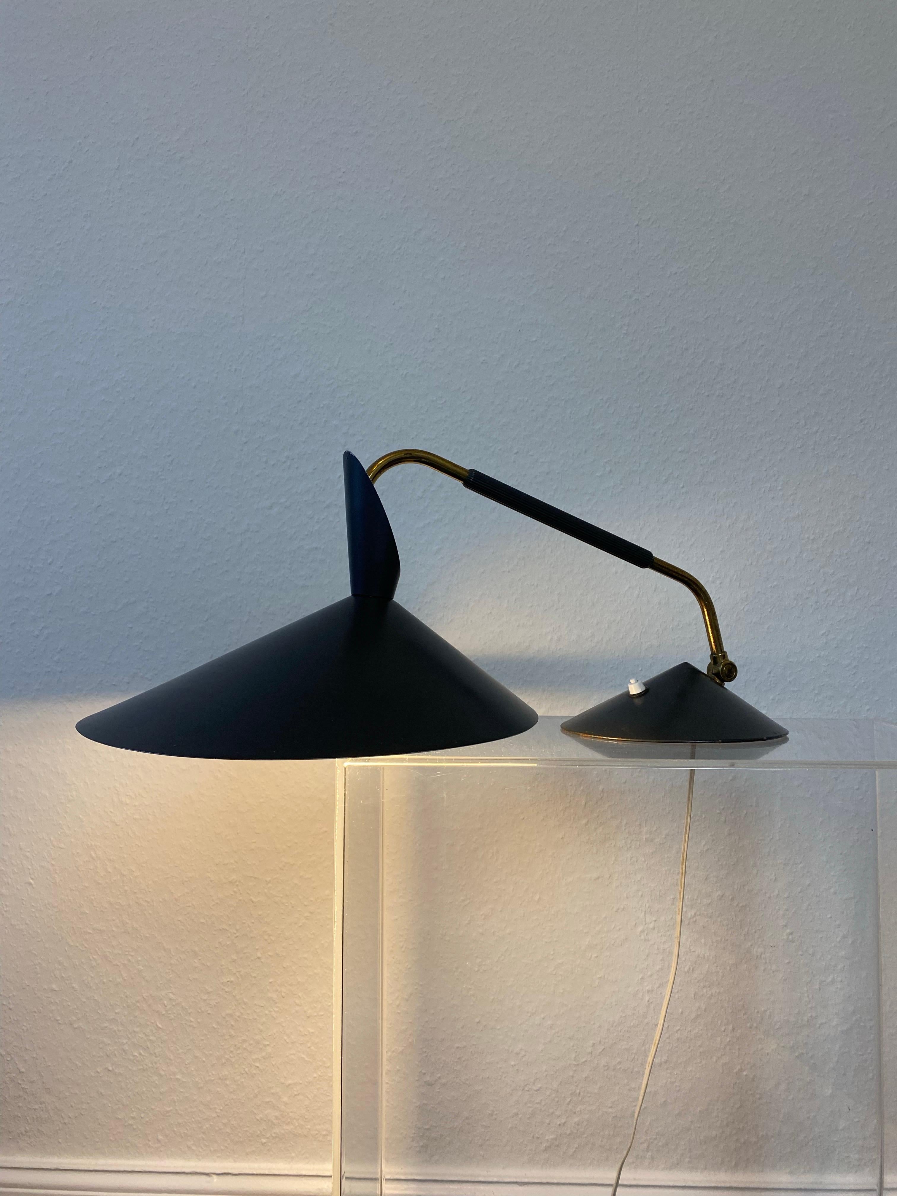 Seltene Schreibtischlampe aus der Jahrhundertmitte  Von HALA 50er Jahre Deutschland in Anthrazitstahl und Messing im Angebot 6