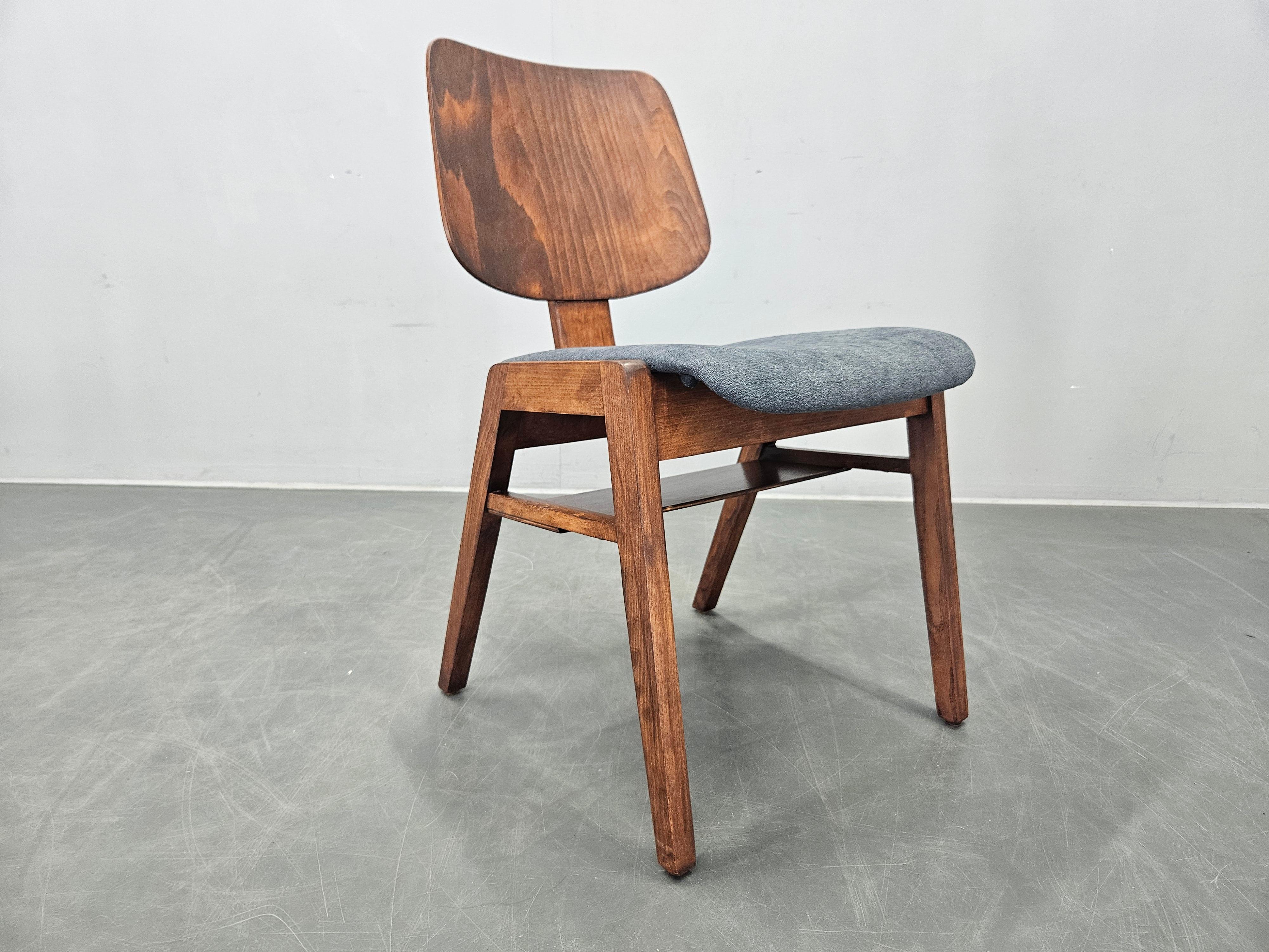 Rare Midcentury Dining Chiars in style of Eames,  up to 8 available, 1960s For Sale 5