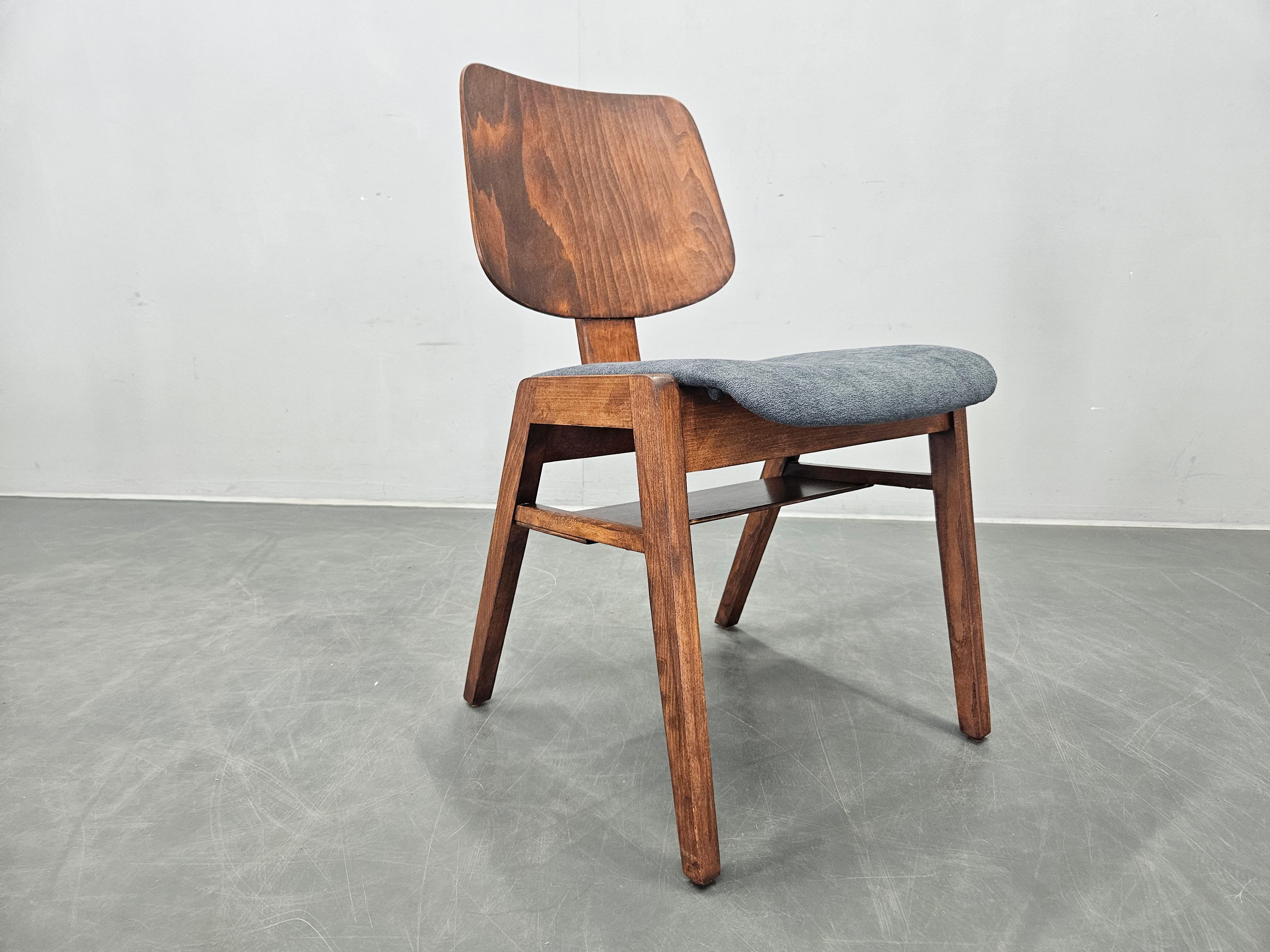 Rare Midcentury Dining Chiars in style of Eames,  up to 8 available, 1960s For Sale 6