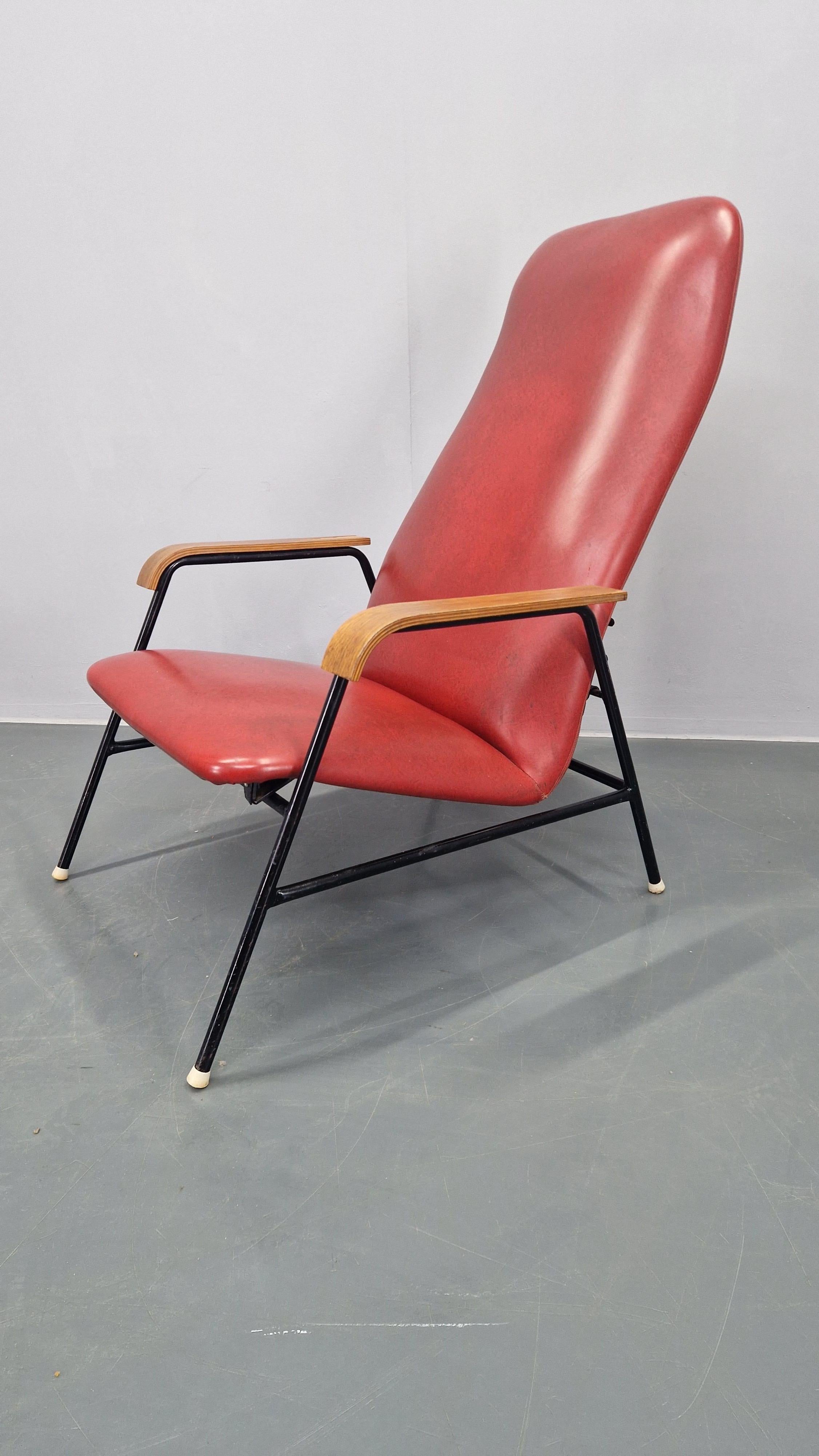 - very confortable
- extremely rare type
- very good original condition
