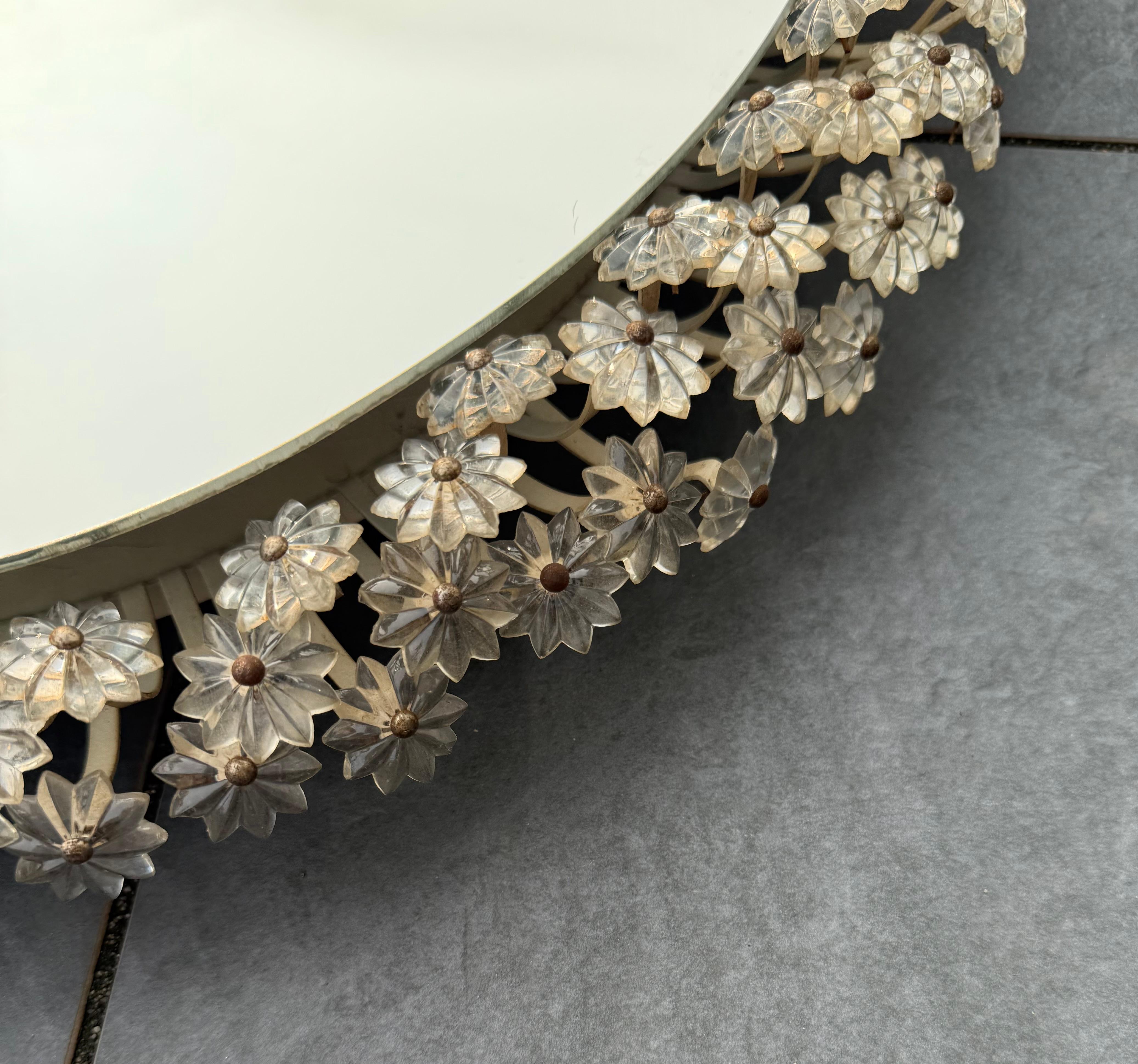 Rare Midcentury Emil Stejnar Illuminated Floral Oval Shape Mirror, Austria 1950s en Bueno estado para la venta en Lisse, NL