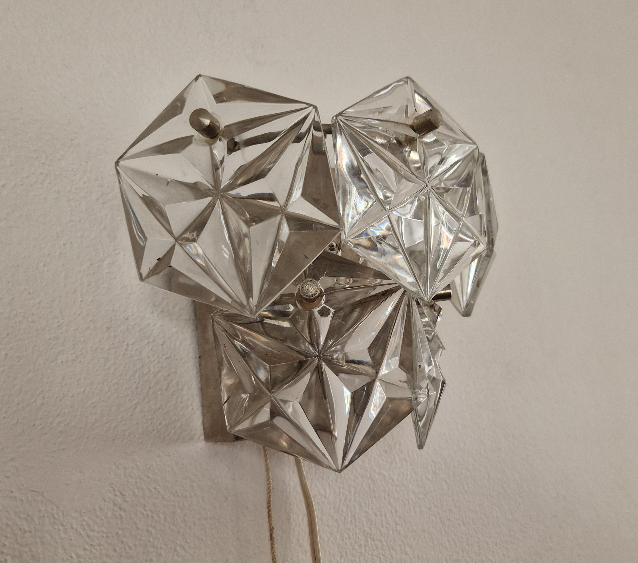 Rara lámpara de pared de cristal de mediados de siglo al estilo de Kinkeldey, años 60. en venta 7