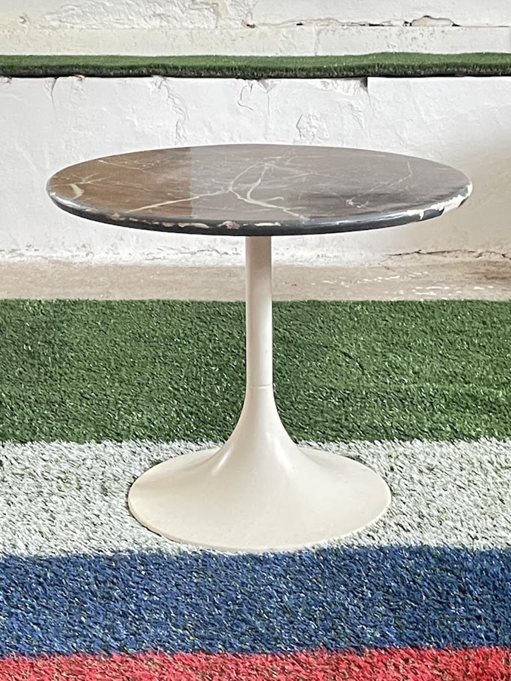 Rare table d'appoint Ilse Möbel 