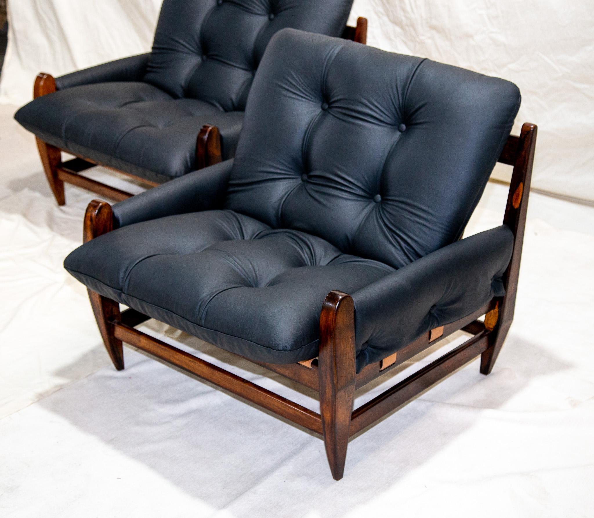 Brazilian Modern Armchairs in Hardwood & Black Leather, Jean Gillon, 1960 9