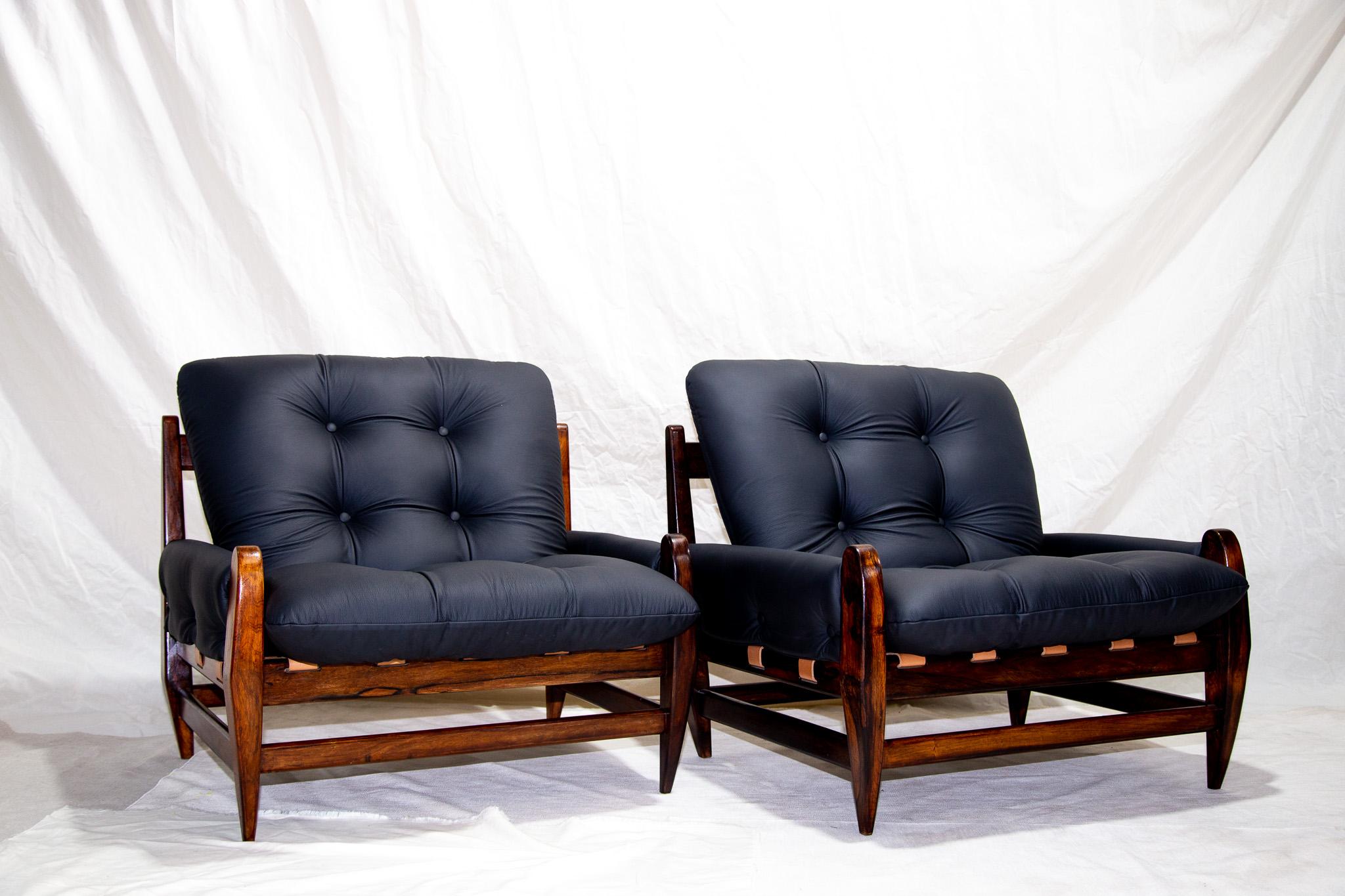 Brazilian Modern Armchairs in Hardwood & Black Leather, Jean Gillon, 1960 For Sale 1