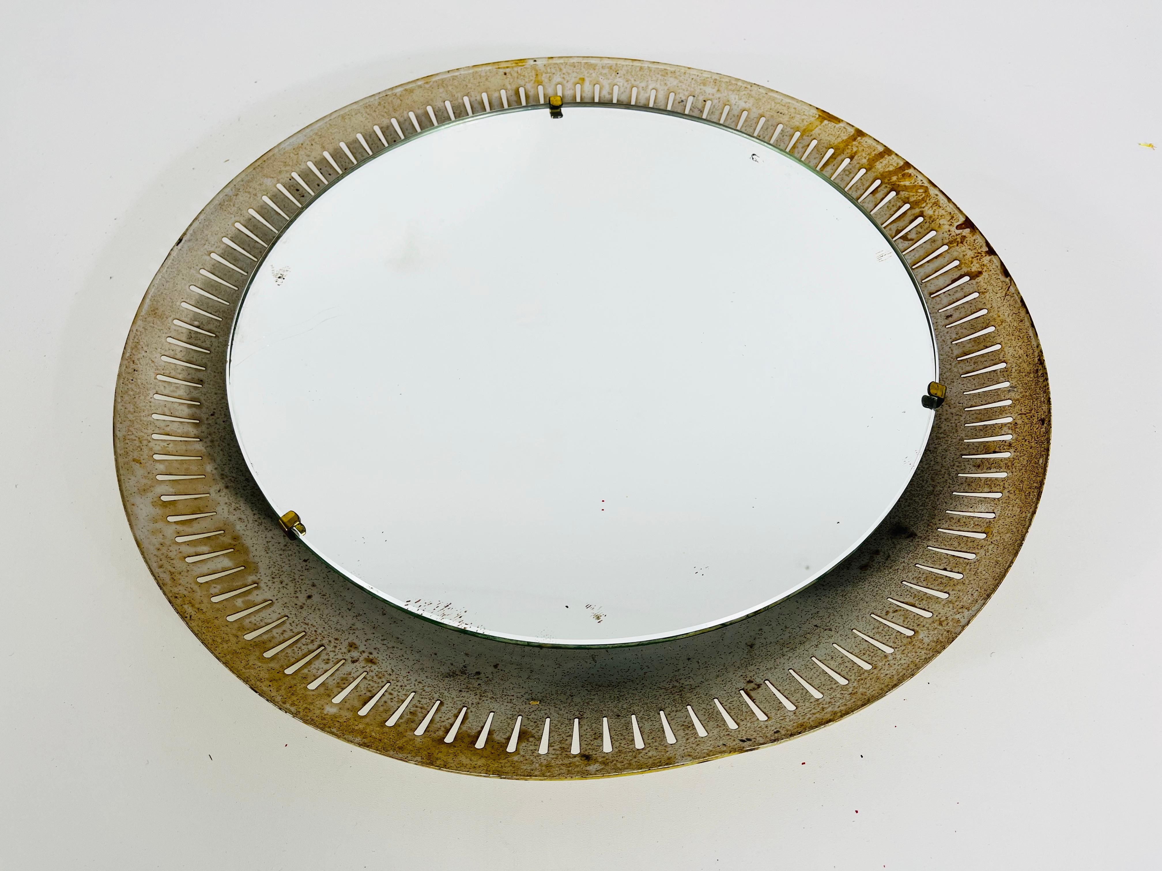 Rare Midcentury Metal Illuminated Mirror by Hillebrand, Germany, 1950s In Good Condition For Sale In Hagenbach, DE