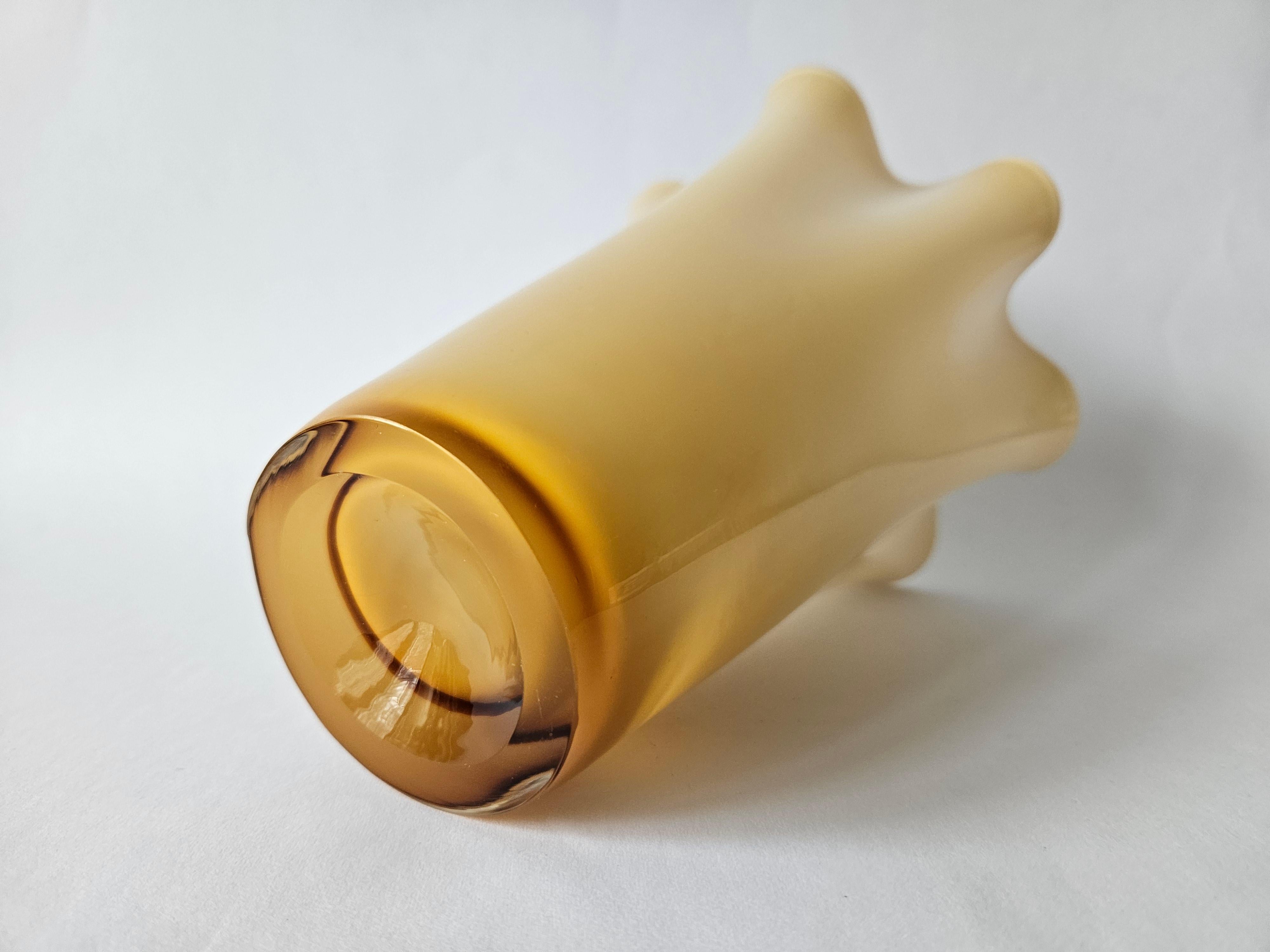 Raro jarrón de cristal de Murano de mediados de siglo Fazzoletto, Italia, años 70 en venta 1