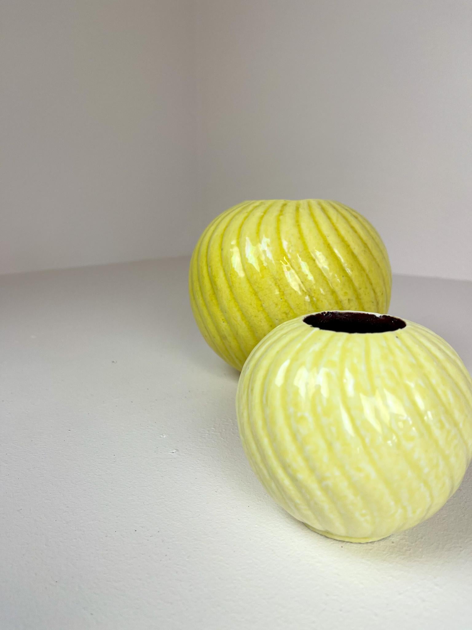 Midcentury Modern Rare Pair of Vases Gunnar Nylund Rörstrand, Sweden, 1940s In Good Condition For Sale In Hillringsberg, SE