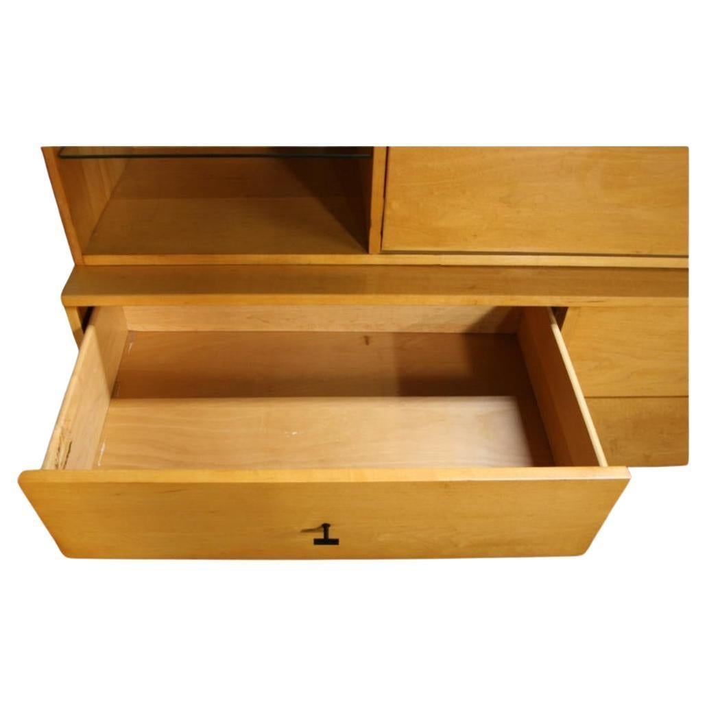 American Rare Midcentury Paul McCobb 1562 Drop Lid Desk with Organizer Maple T Pulls For Sale