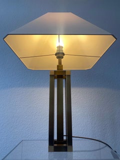 Rara lampada da tavolo Romeo Rega in ottone anni '70 del Medioevo