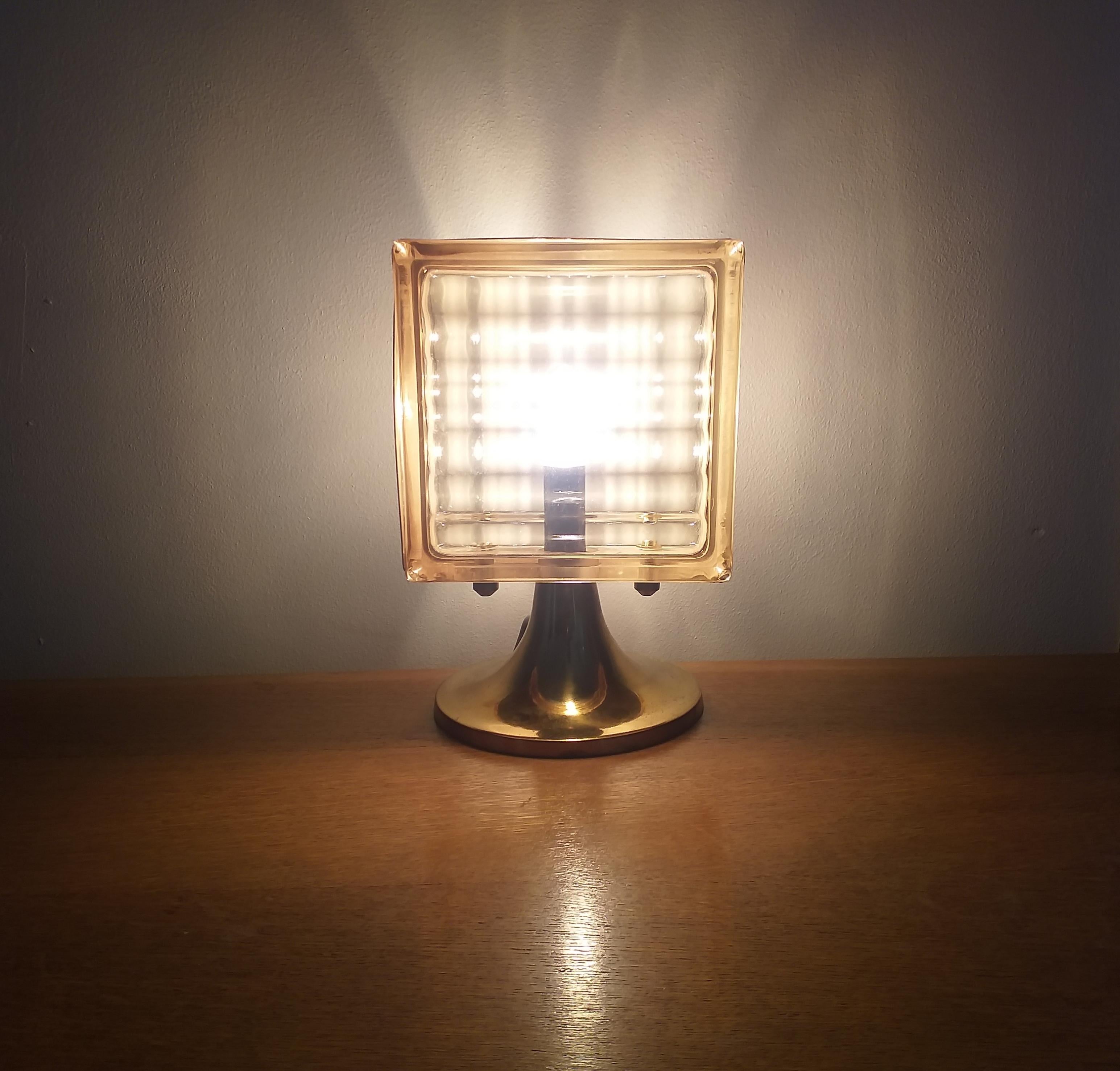 Seltene Mid-Century-Tischlampe, 1960er Jahre im Angebot 4