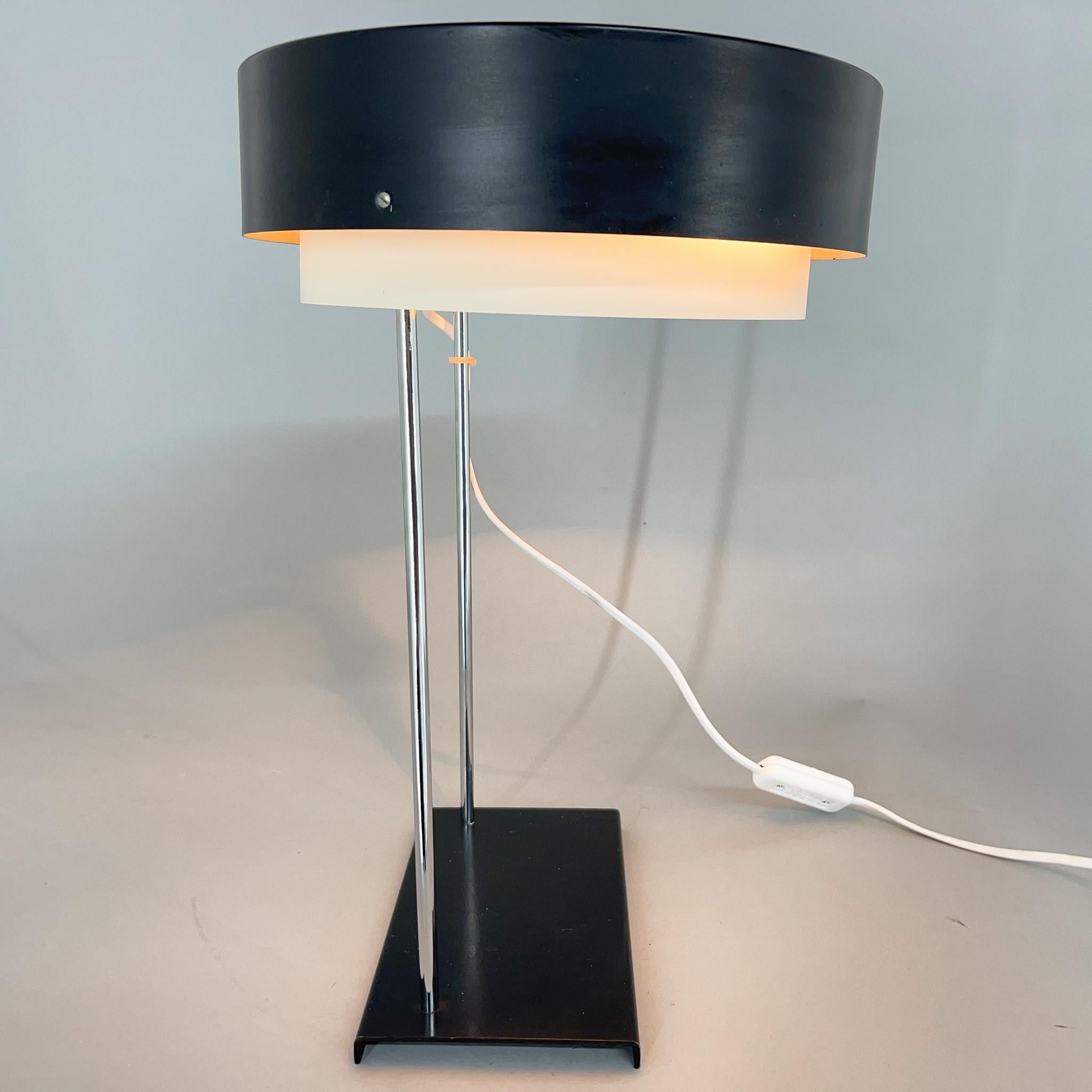 Rare Midcentury Table Lamp by Josef Hůrka for Napako, Marked In Good Condition For Sale In Praha, CZ