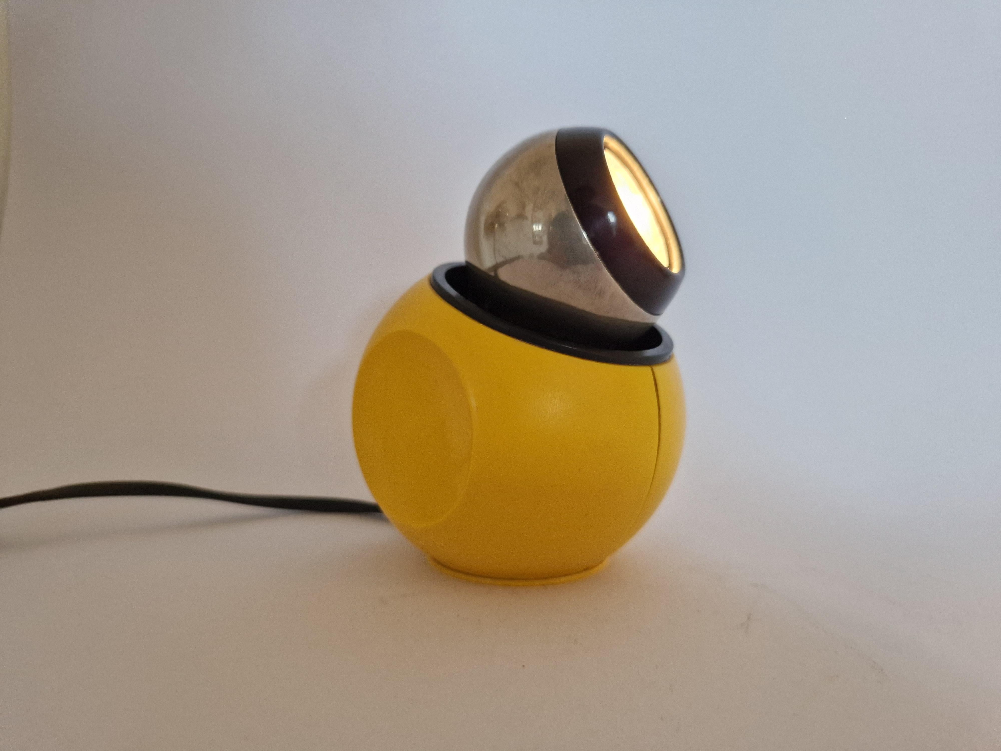 Rare Midcentury Table Magnetic Halogen Lamp AKA, Space Age, Germany, 1970s For Sale 3