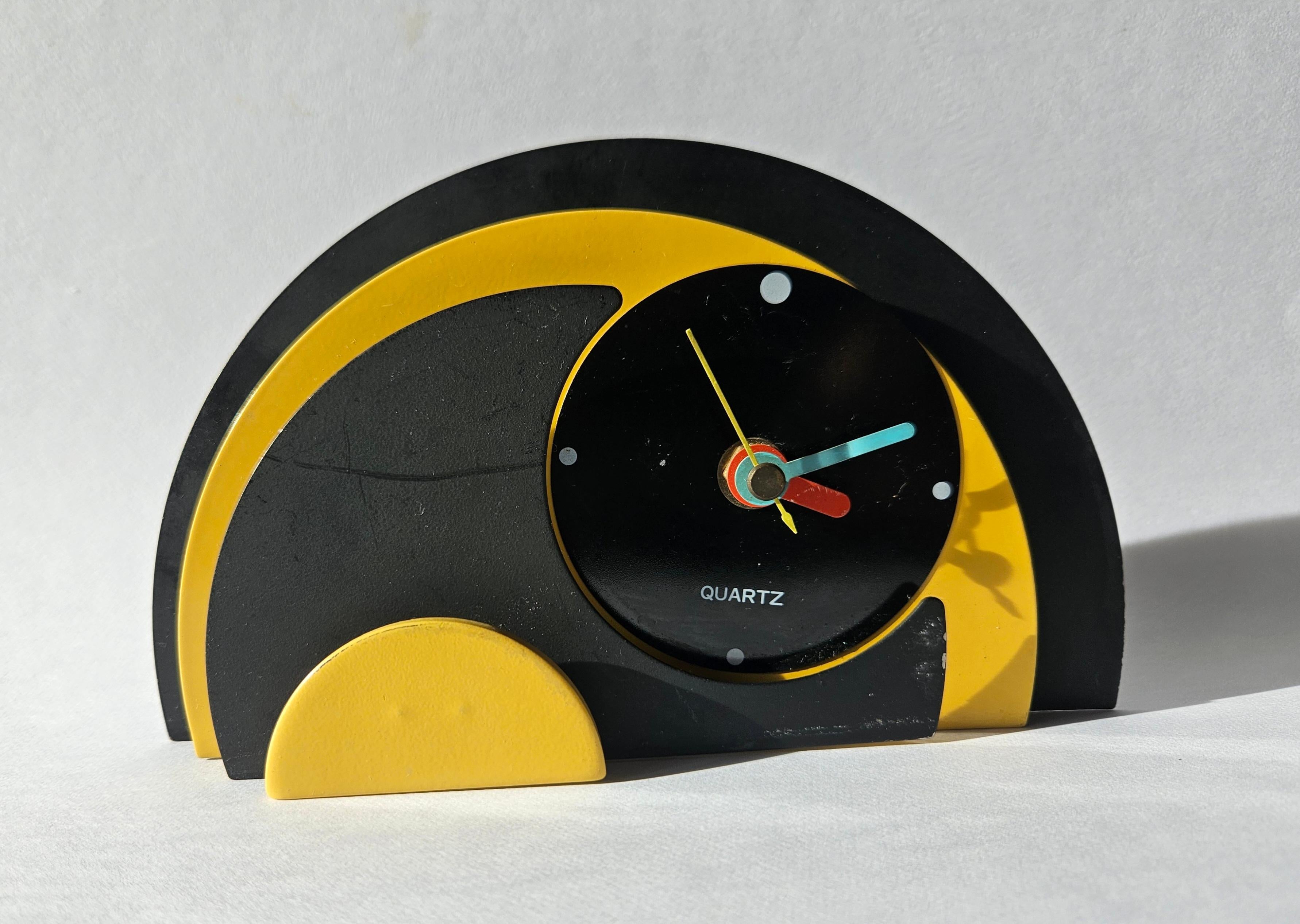 Mid-Century Modern Rare Midcentury Table or Desk Clock, 1970s For Sale