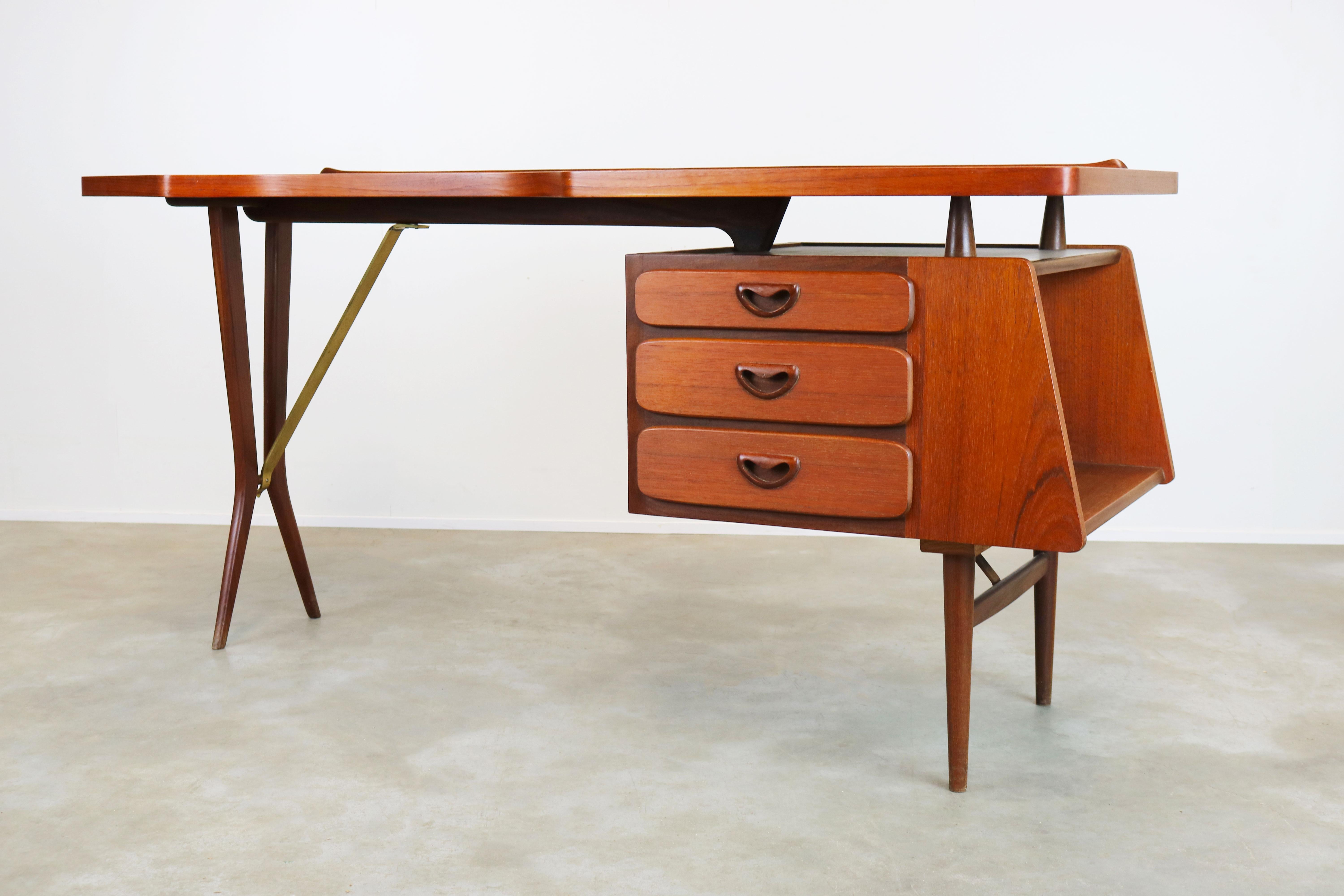 Rare Midcentury Teak Desk Designed by Louis Van Teeffelen for Webe, 1950 Brown 6