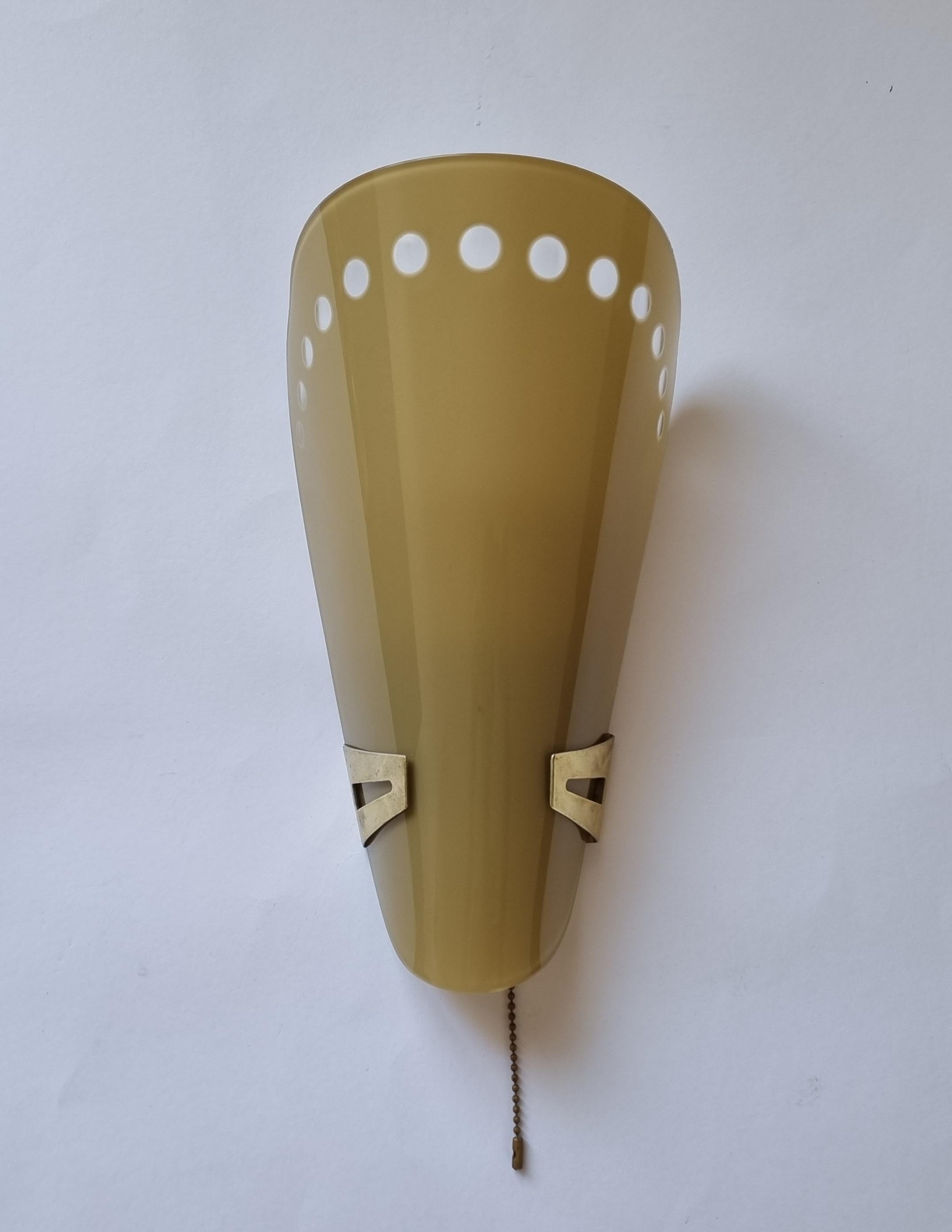 Rare Midcentury Wall Lamp in style of Stilnovo, Italy, 1960s 5