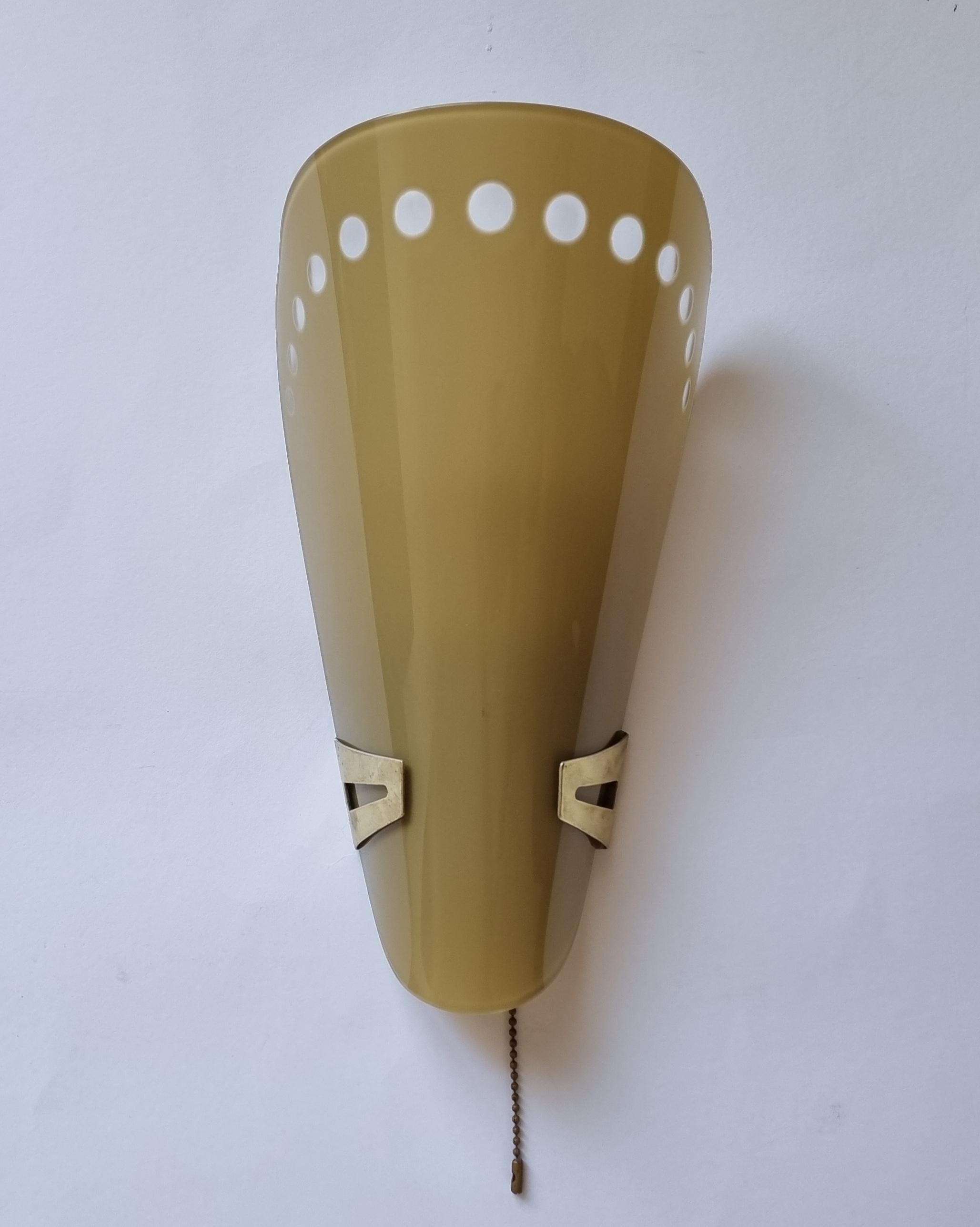 Rare Midcentury Wall Lamp in style of Stilnovo, Italy, 1960s 8