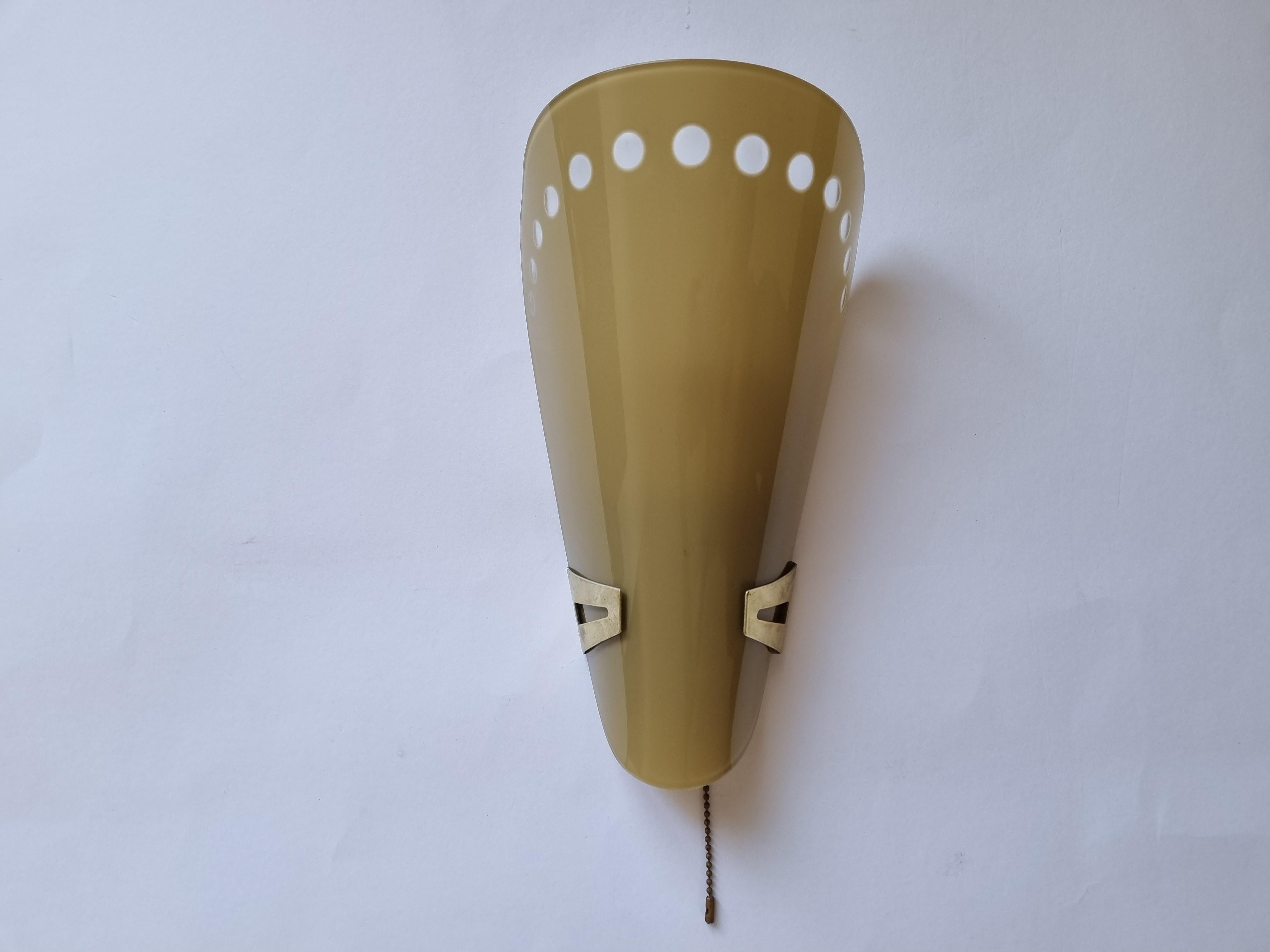 Rare Midcentury Wall Lamp in style of Stilnovo, Italy, 1960s 9