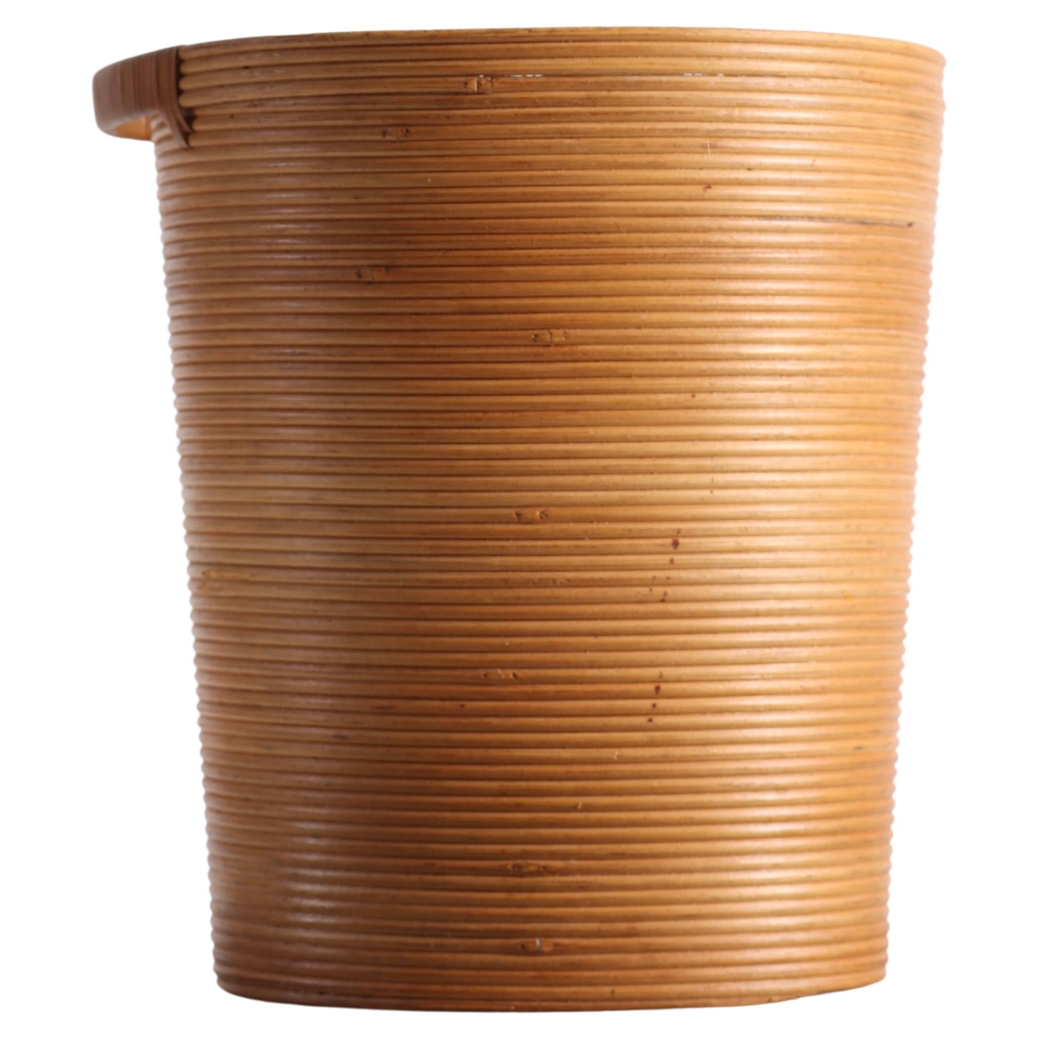 Rare Midcentury Waste Bin in Bamboo, by Lauritz Lønborg, Made in Denmark, 1950s For Sale