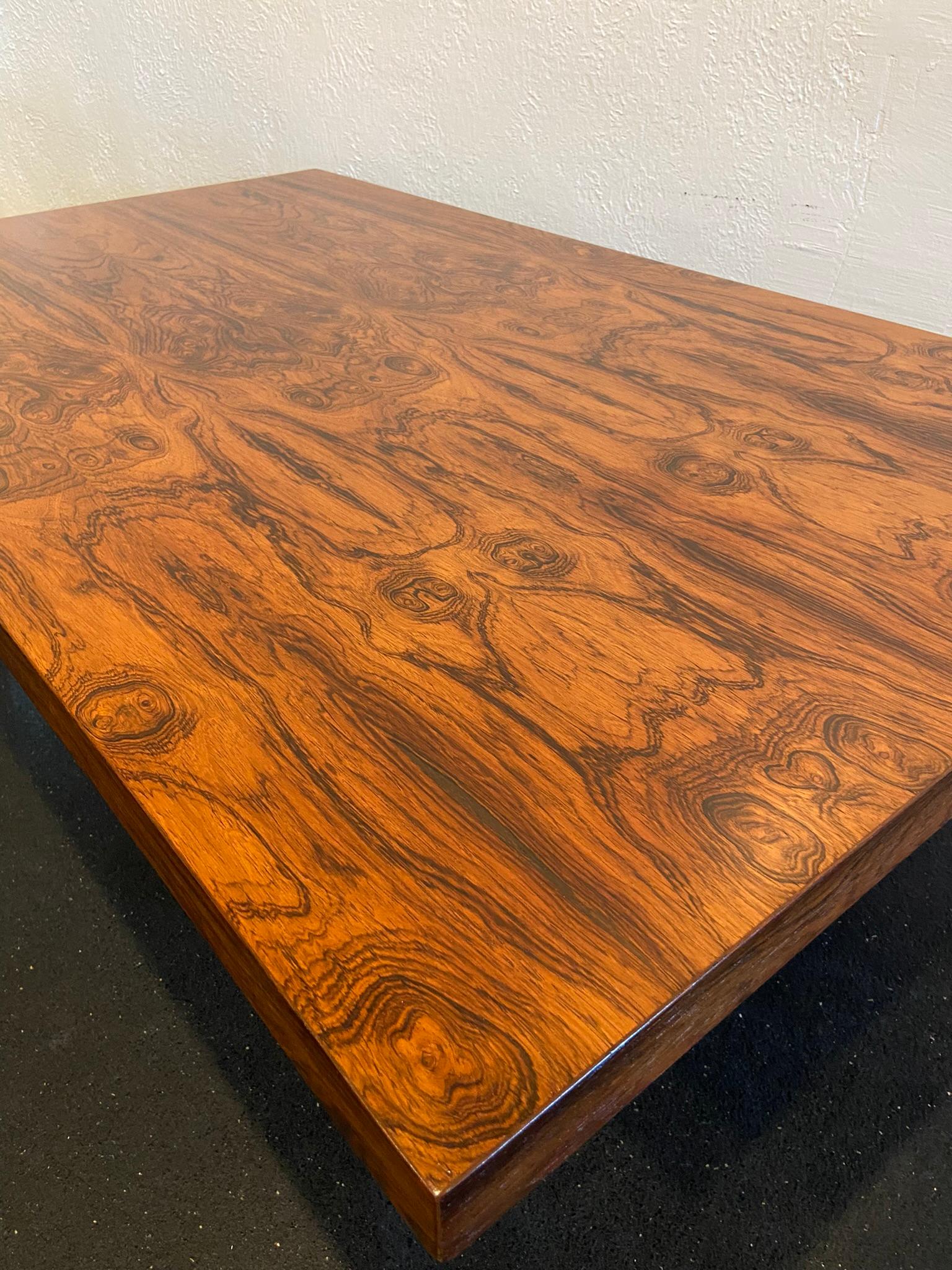 Mid-20th Century Rare Milo Baughman for Thayer Coggin Rosewood Coffee Table For Sale