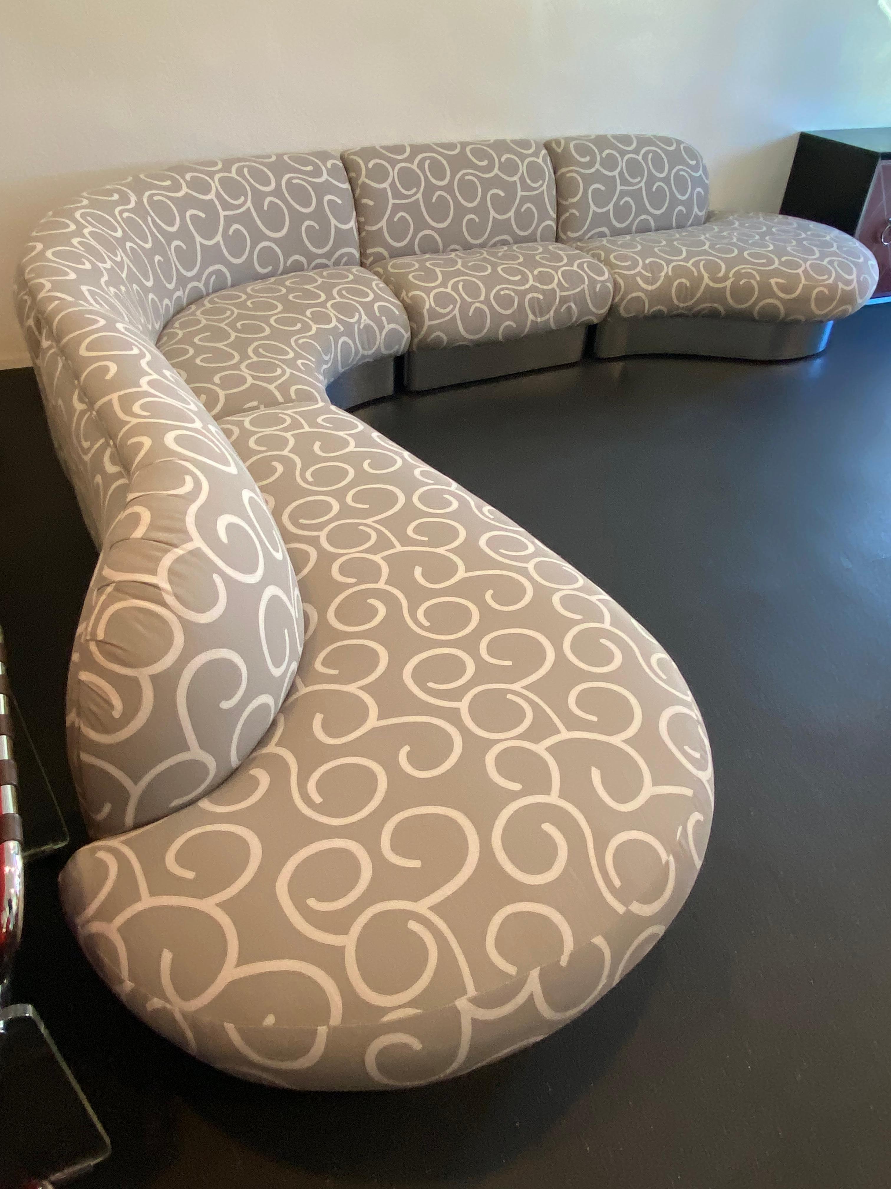 Rare Milo Baughman for Thayer Coggin Serpentine Sectional Sofa In Good Condition For Sale In West Palm Beach, FL