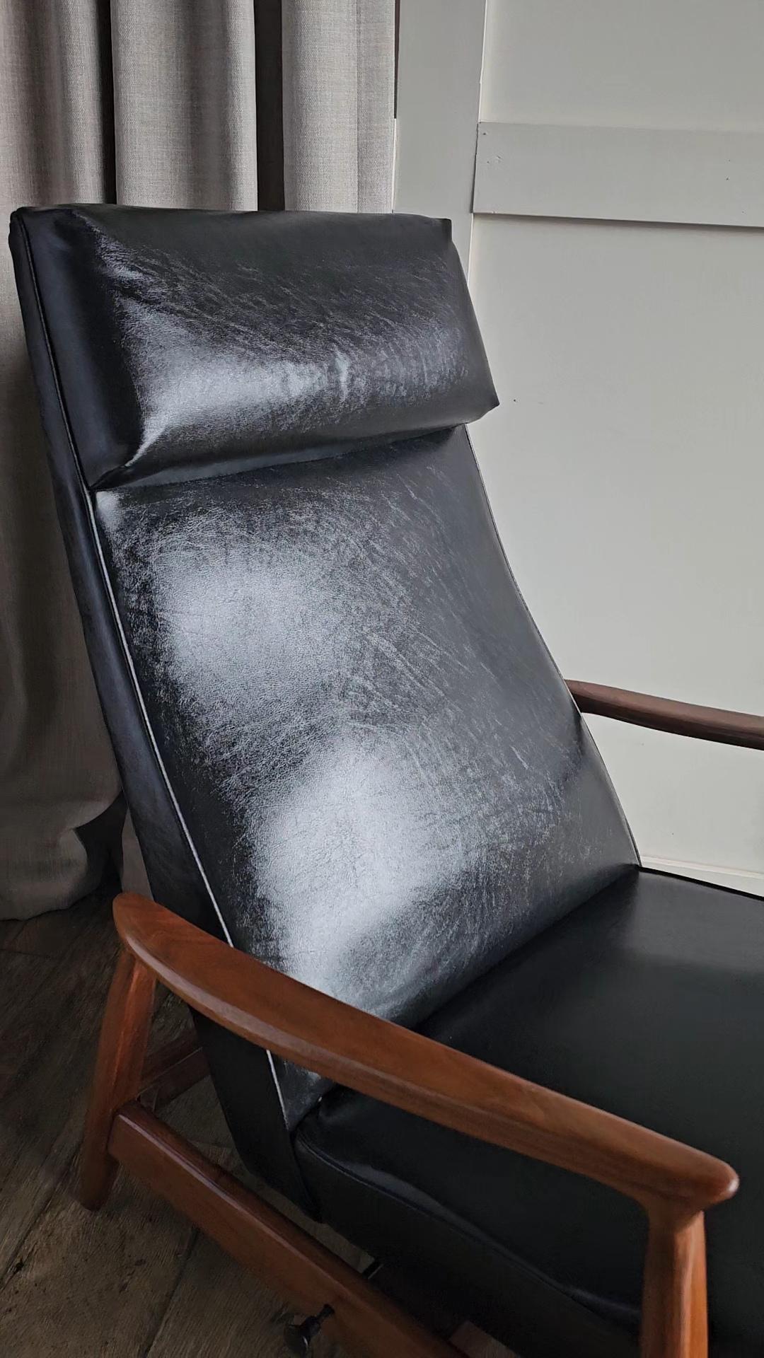 Rare Milo Baughman Thayer Coggin Rock-A-Lounge Chair & Ottoman 4