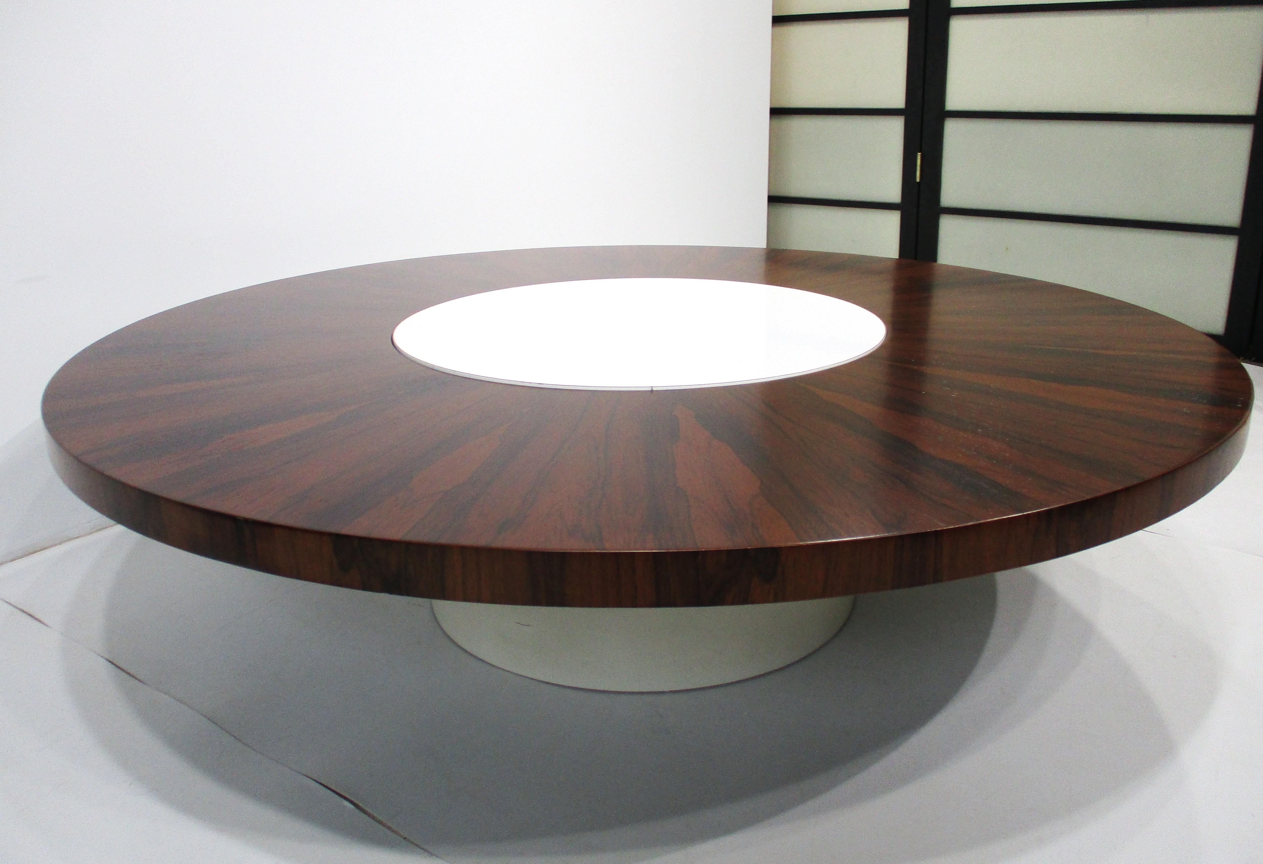 Rare table basse tournante en palissandre de Milo Baughman pour Thayer Coggin en vente 6