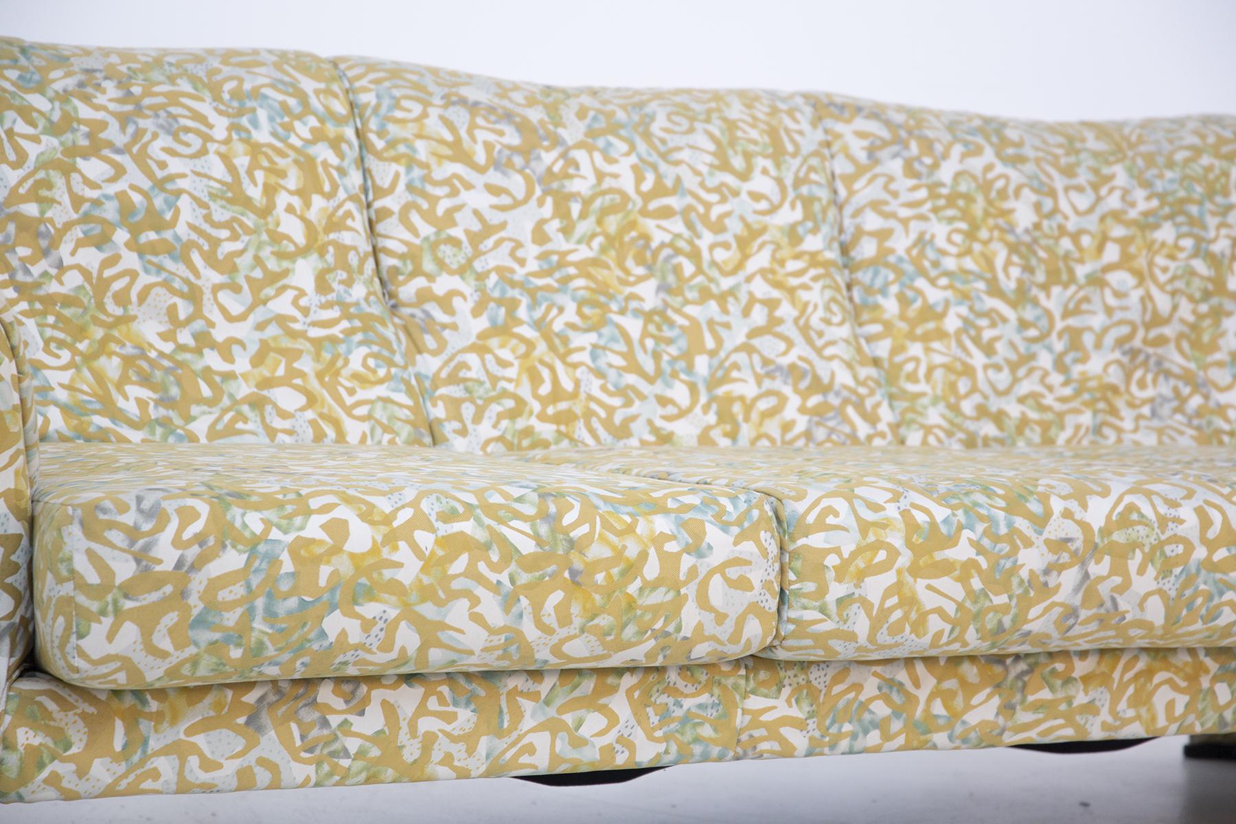 Mid-20th Century Rare Sofa in Fabric in the Style of Milo Baughman For Sale