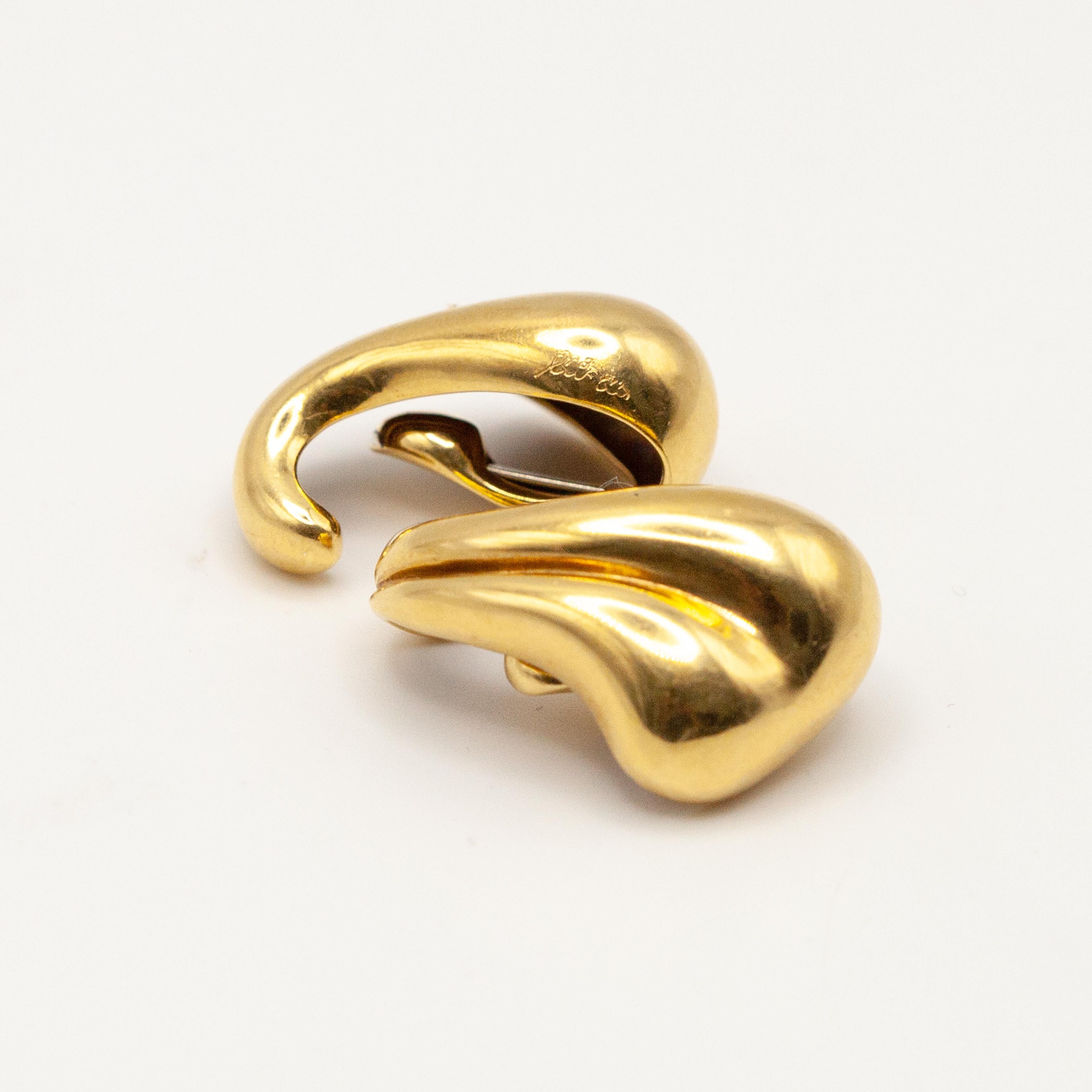 MINAS SPIRIDIS 18K YG Modernist Curved clip on Earrings For Sale 2